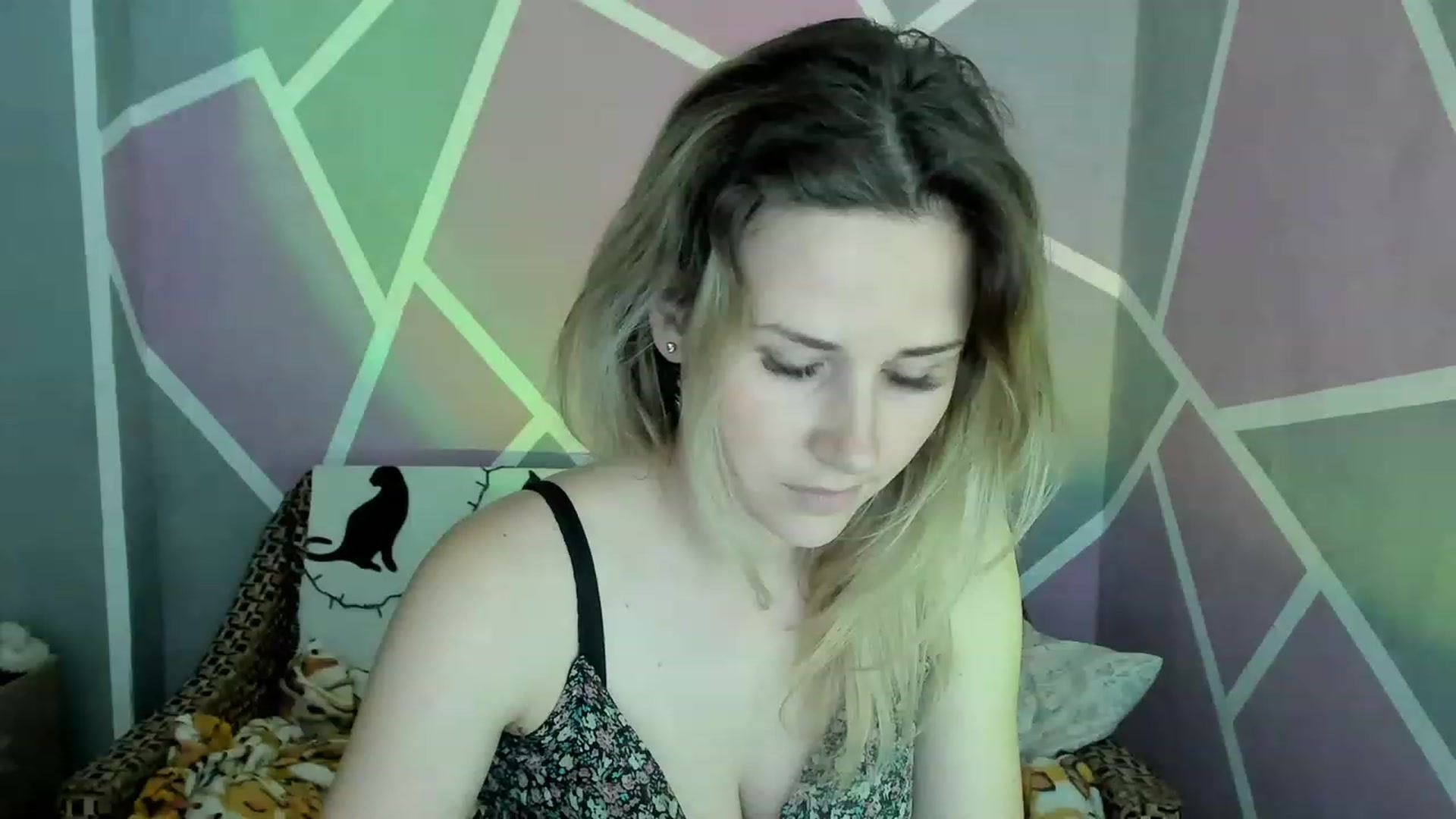 Gallery image thumbnail from Blondie_Star's myfreecams stream on, 06/16/2023, 14:33 image 5 of 20