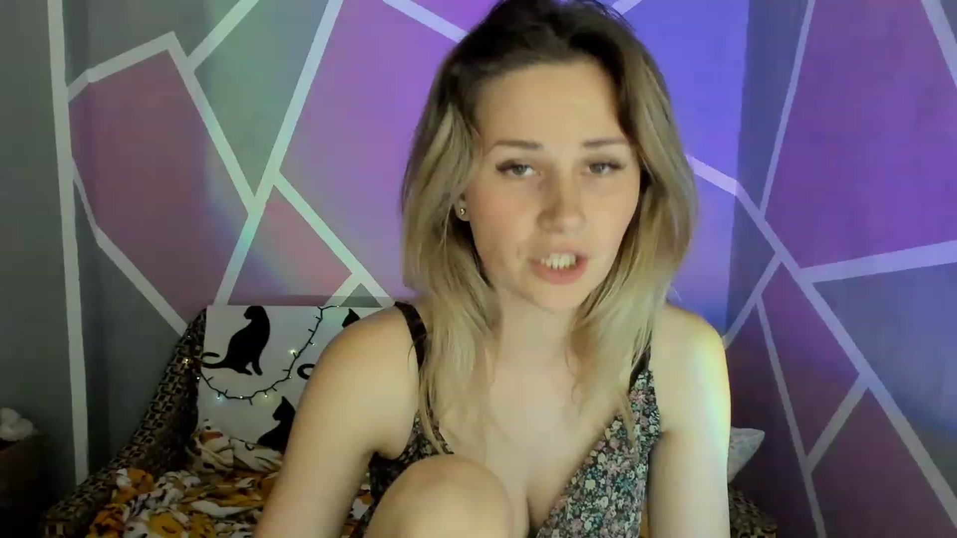 Gallery image thumbnail from Blondie_Star's myfreecams stream on, 06/16/2023, 14:33 image 3 of 20