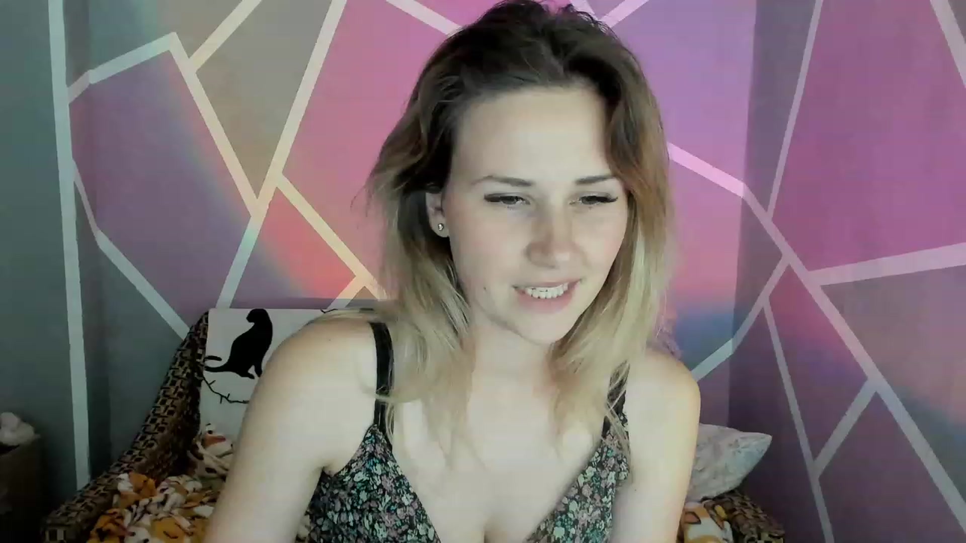 Gallery image thumbnail from Blondie_Star's myfreecams stream on, 06/16/2023, 14:33 image 1 of 20