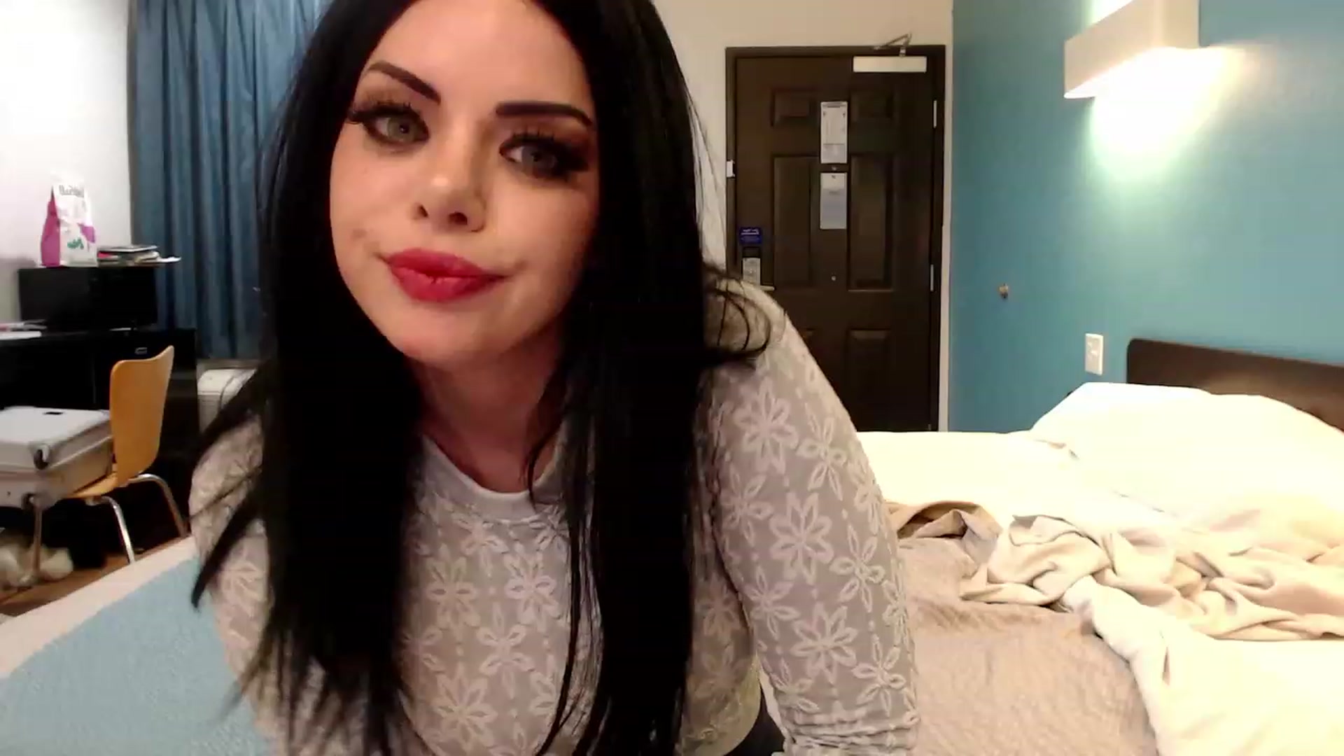Gallery image thumbnail from Blondilocks's myfreecams stream on, 01/09/2023, 09:23 image 11 of 20