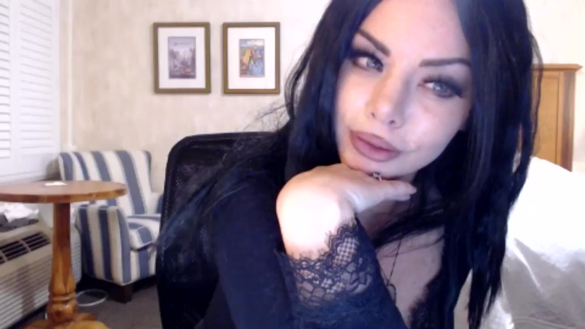 Gallery image thumbnail from Blondilocks's myfreecams stream on, 03/10/2025, 05:58 image 1 of 20