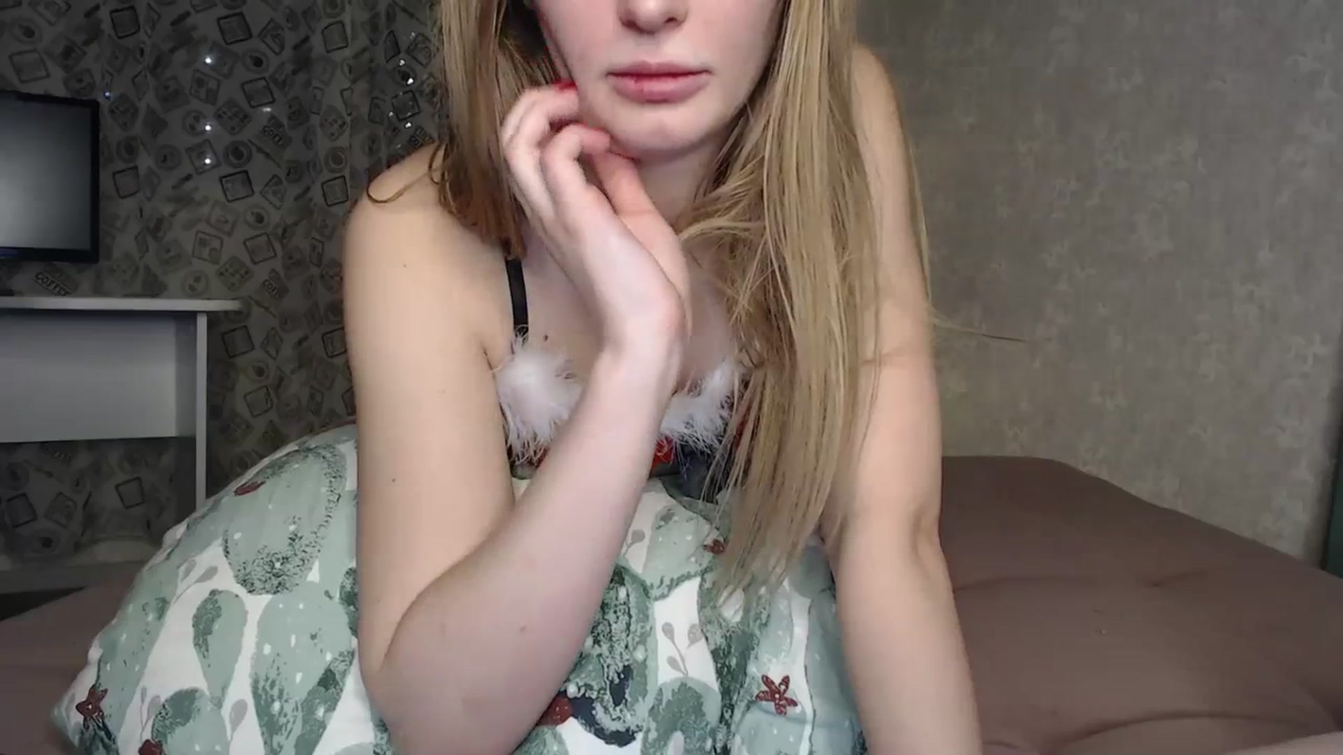 Gallery image thumbnail from Blondino4ka07's myfreecams stream on, 12/24/2023, 14:54 image 20 of 20