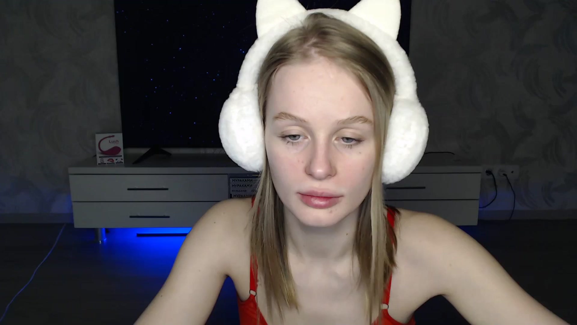Gallery image thumbnail from Blondino4ka07's myfreecams stream on, 04/05/2024, 18:22 image 1 of 20