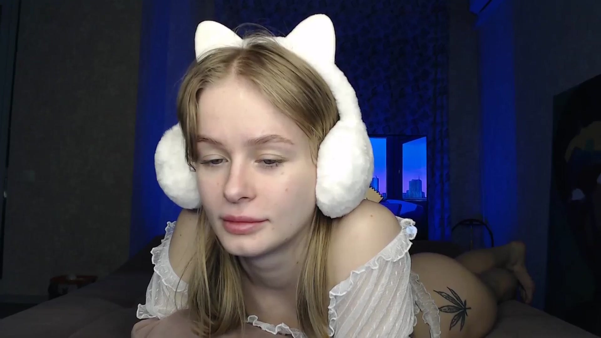 Gallery image thumbnail from Blondino4ka07's myfreecams stream on, 04/12/2024, 18:00 image 16 of 20