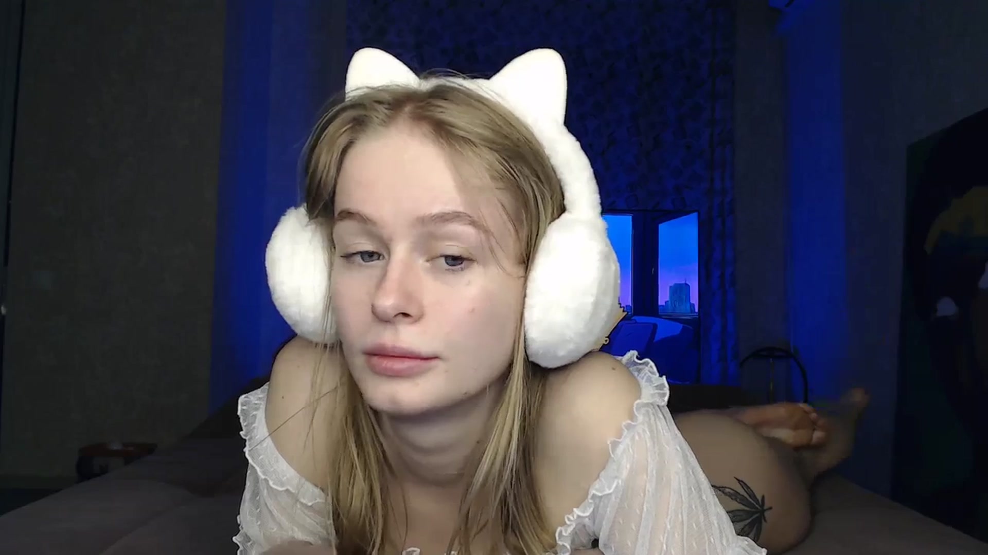 Gallery image thumbnail from Blondino4ka07's myfreecams stream on, 04/12/2024, 18:00 image 6 of 20