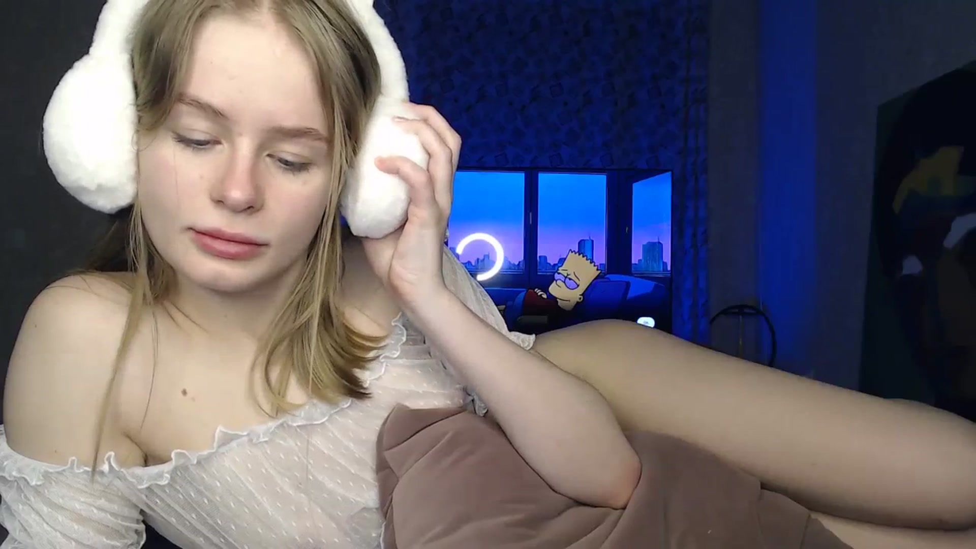 Gallery image thumbnail from Blondino4ka07's myfreecams stream on, 04/12/2024, 18:58 image 15 of 20