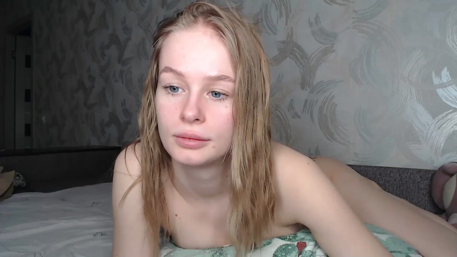 Gallery image thumbnail from Blondino4ka07's myfreecams stream on, 04/14/2024, 22:27 image 12 of 20