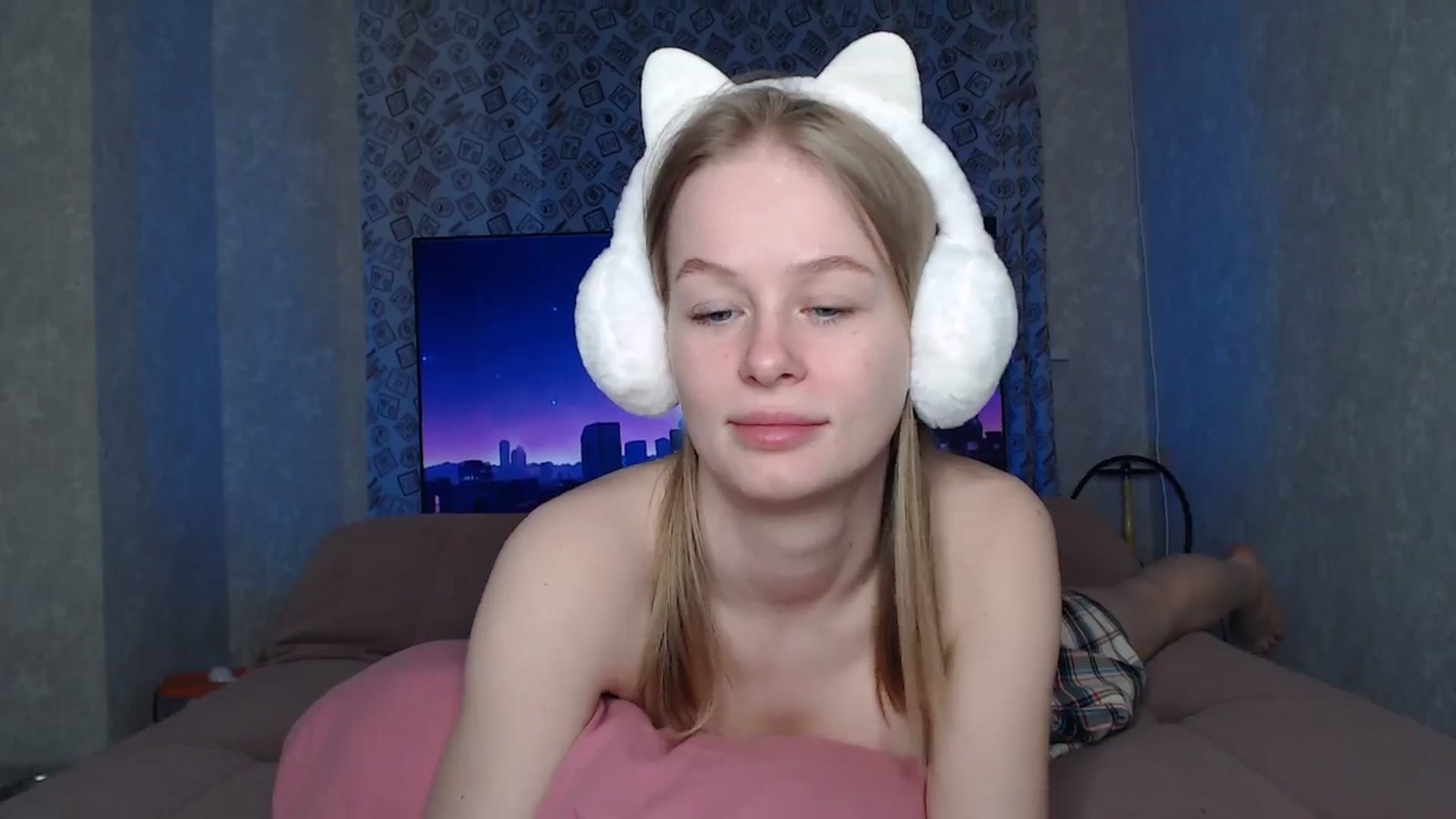Gallery image thumbnail from Blondino4ka07's myfreecams stream on, 04/24/2024, 06:06 image 5 of 20