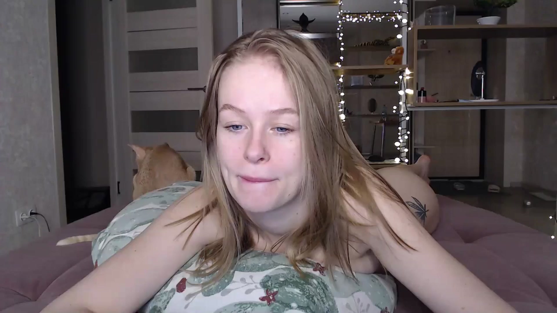 Gallery image thumbnail from Blondino4ka07's myfreecams stream on, 04/24/2024, 22:25 image 16 of 20