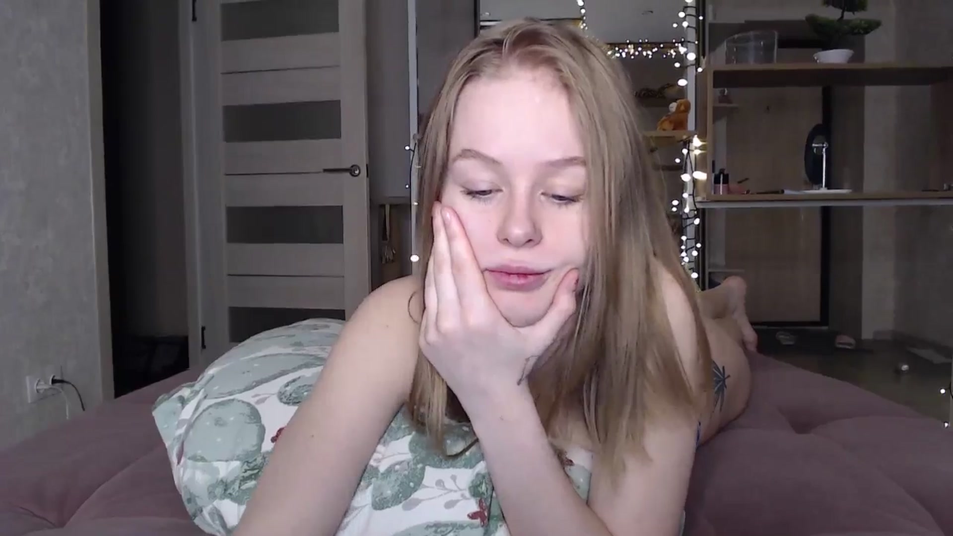 Gallery image thumbnail from Blondino4ka07's myfreecams stream on, 04/24/2024, 22:25 image 13 of 20