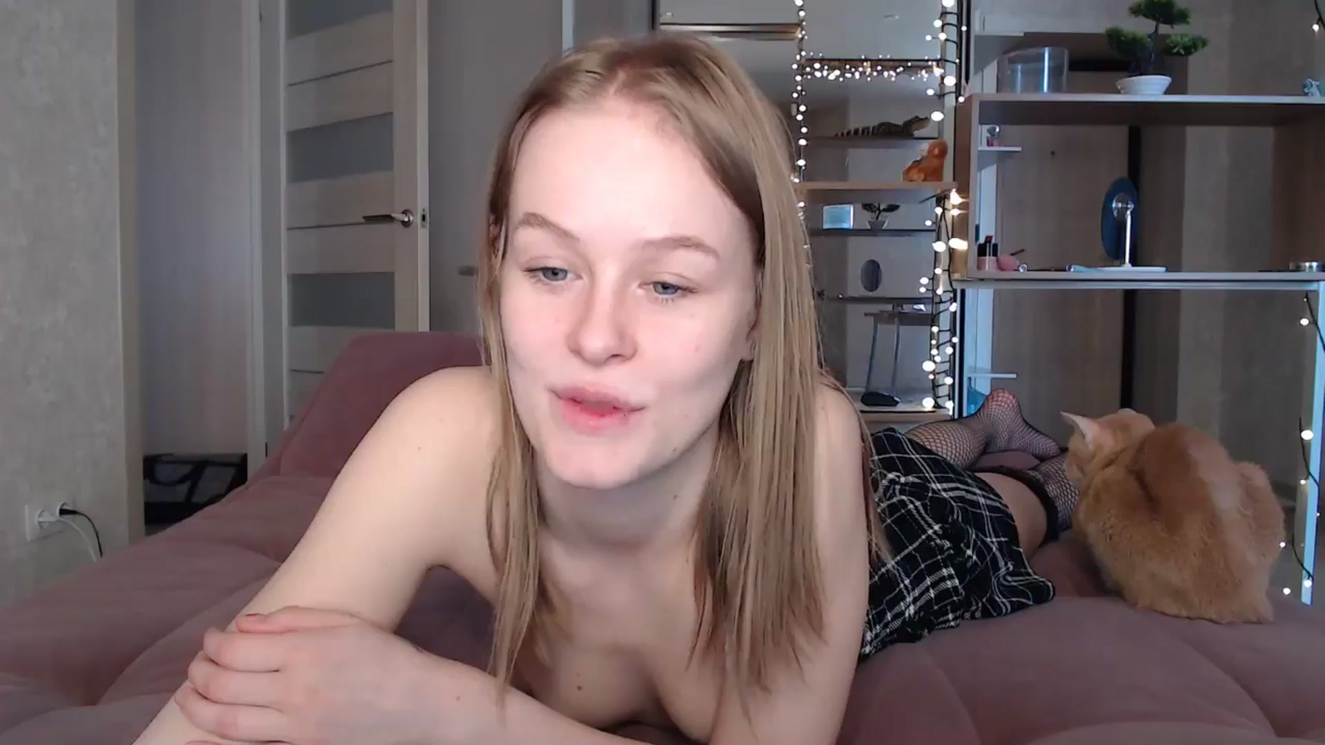 Gallery image thumbnail from Blondino4ka07's myfreecams stream on, 04/25/2024, 05:09 image 13 of 20