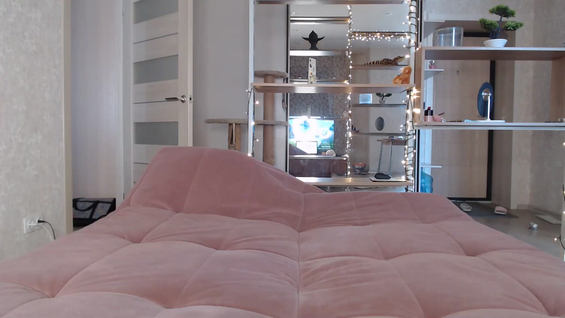 Gallery image thumbnail from Blondino4ka07's myfreecams stream on, 04/25/2024, 05:32 image 20 of 20