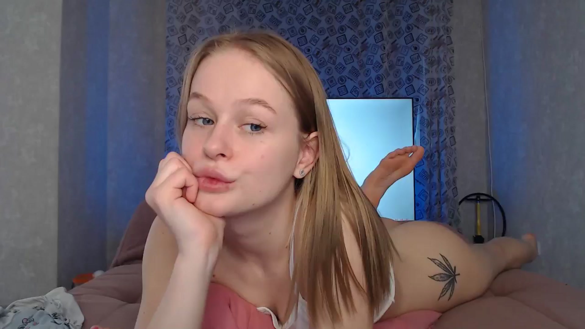 Gallery image thumbnail from Blondino4ka07's myfreecams stream on, 04/27/2024, 08:16 image 12 of 20