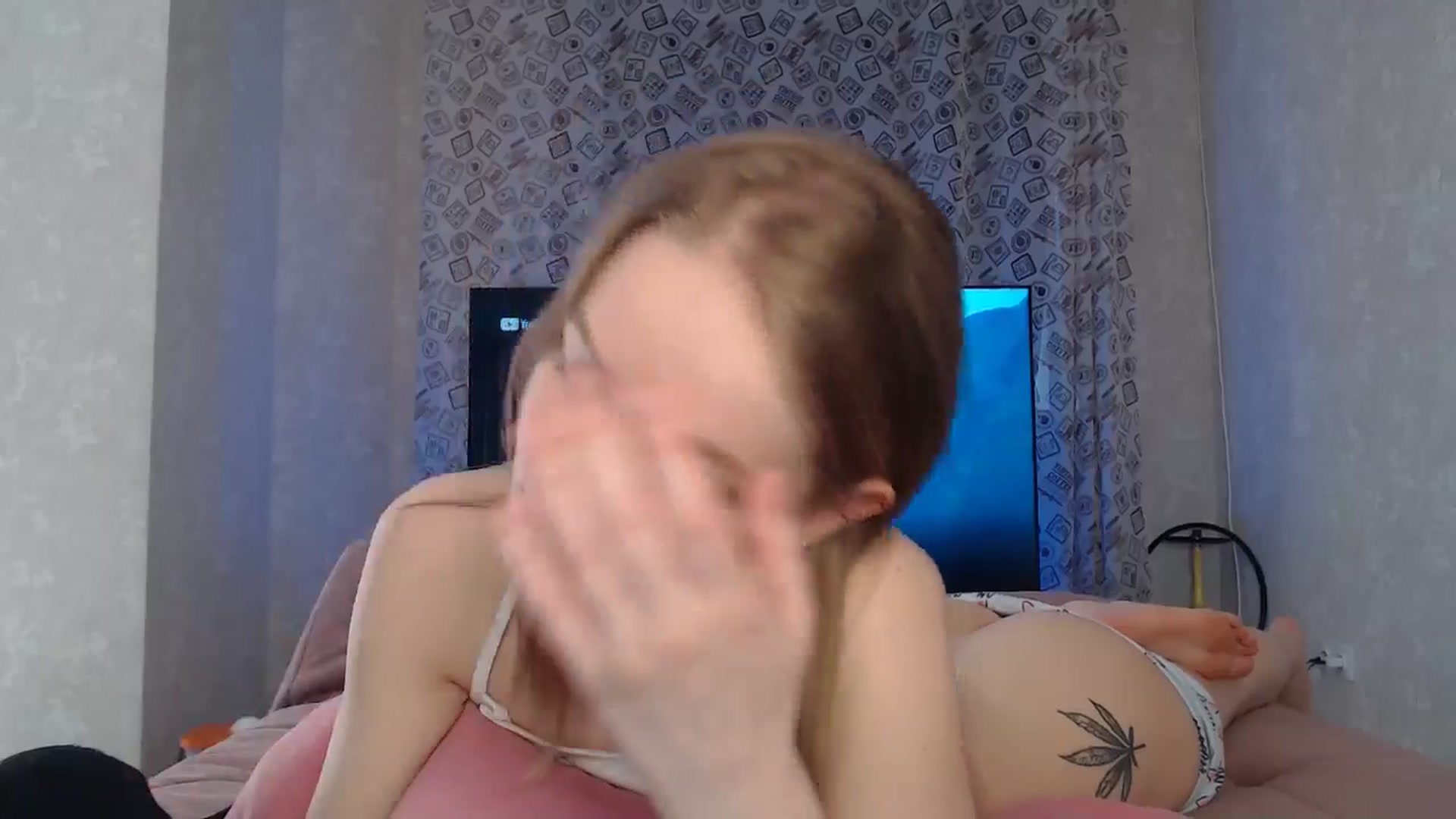 Gallery image thumbnail from Blondino4ka07's myfreecams stream on, 04/27/2024, 08:42 image 12 of 20