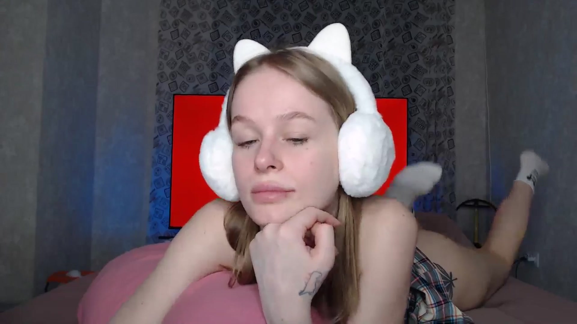 Gallery image thumbnail from Blondino4ka07's myfreecams stream on, 04/28/2024, 06:33 image 5 of 20