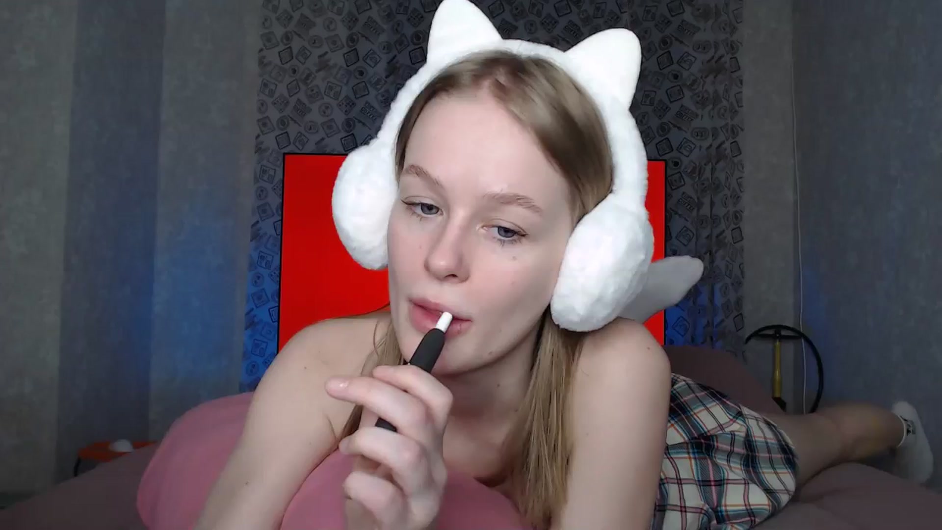 Gallery image thumbnail from Blondino4ka07's myfreecams stream on, 04/28/2024, 06:33 image 1 of 20