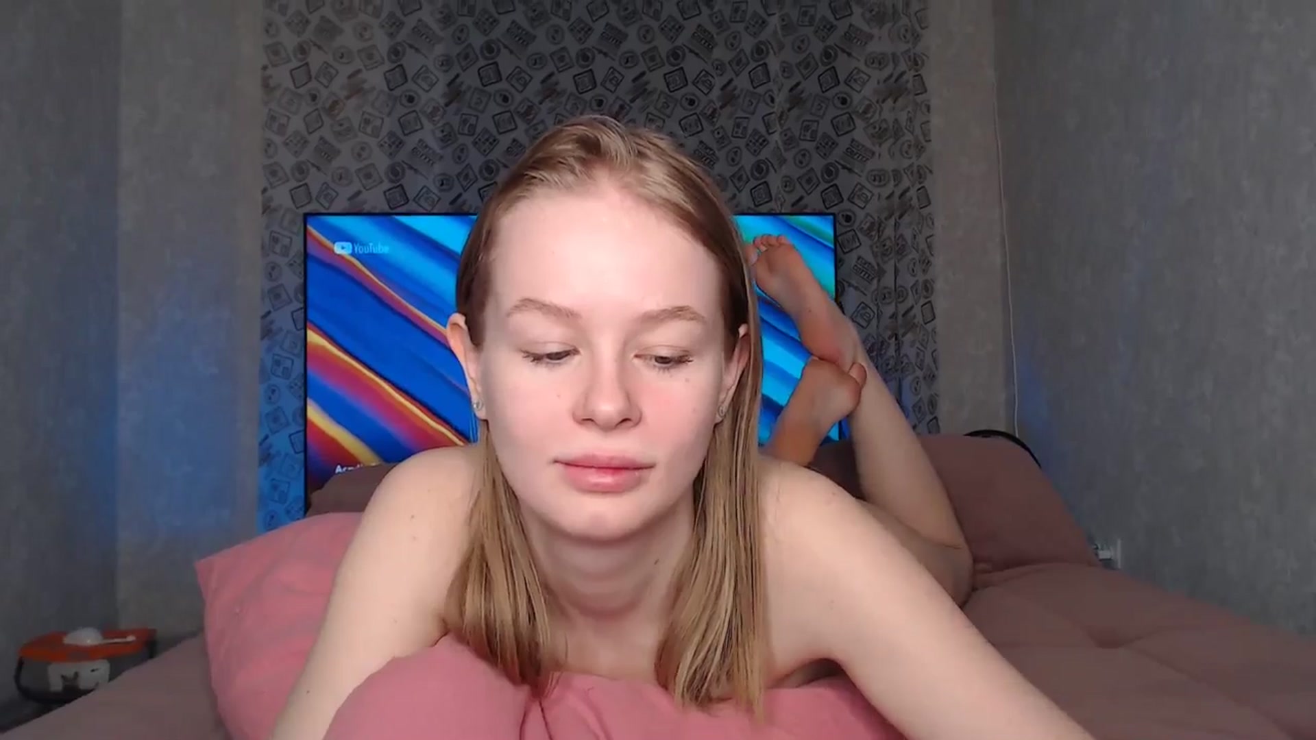 Gallery image thumbnail from Blondino4ka07's myfreecams stream on, 04/29/2024, 05:30 image 13 of 20