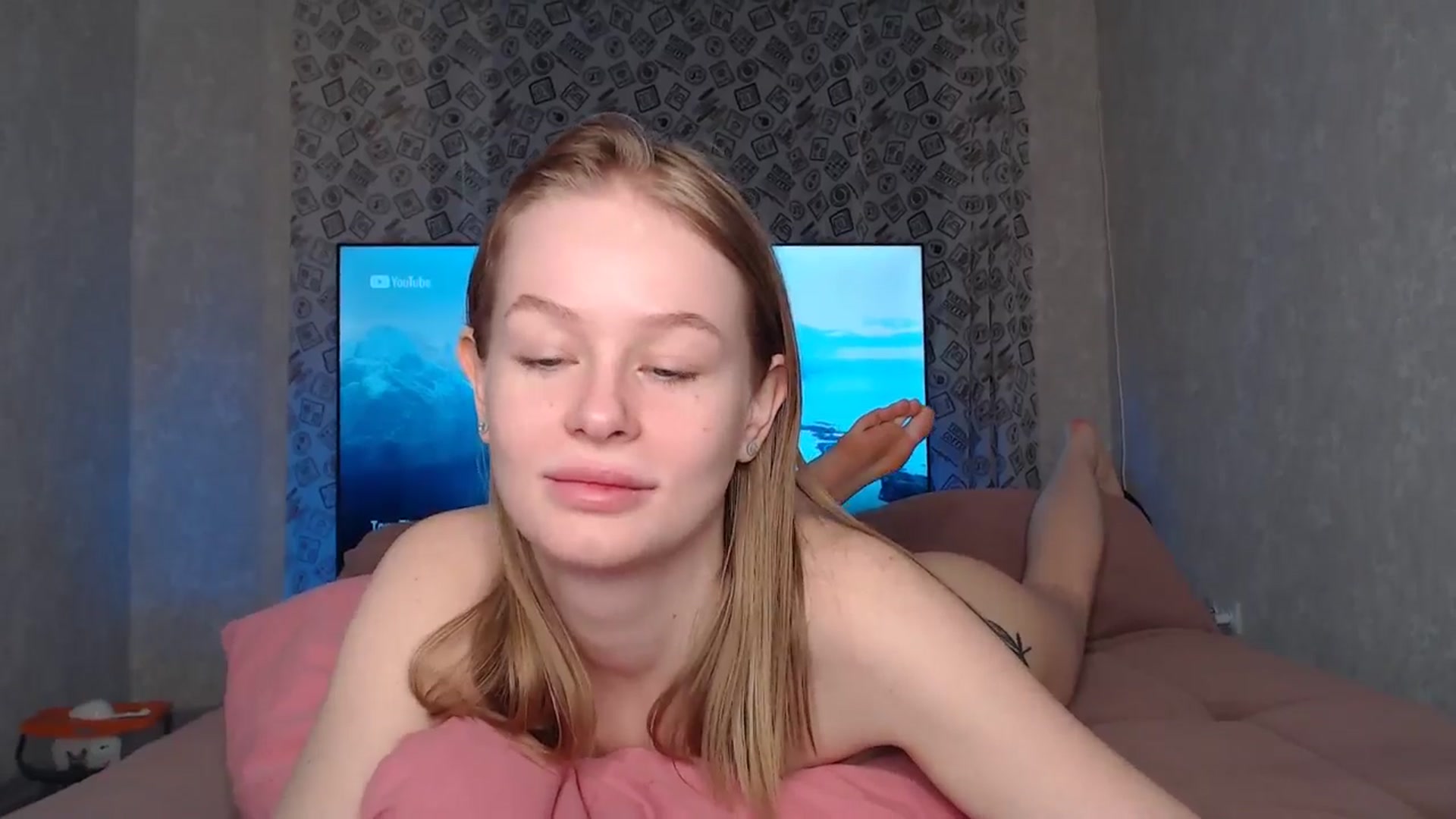 Gallery image thumbnail from Blondino4ka07's myfreecams stream on, 04/29/2024, 05:30 image 9 of 20