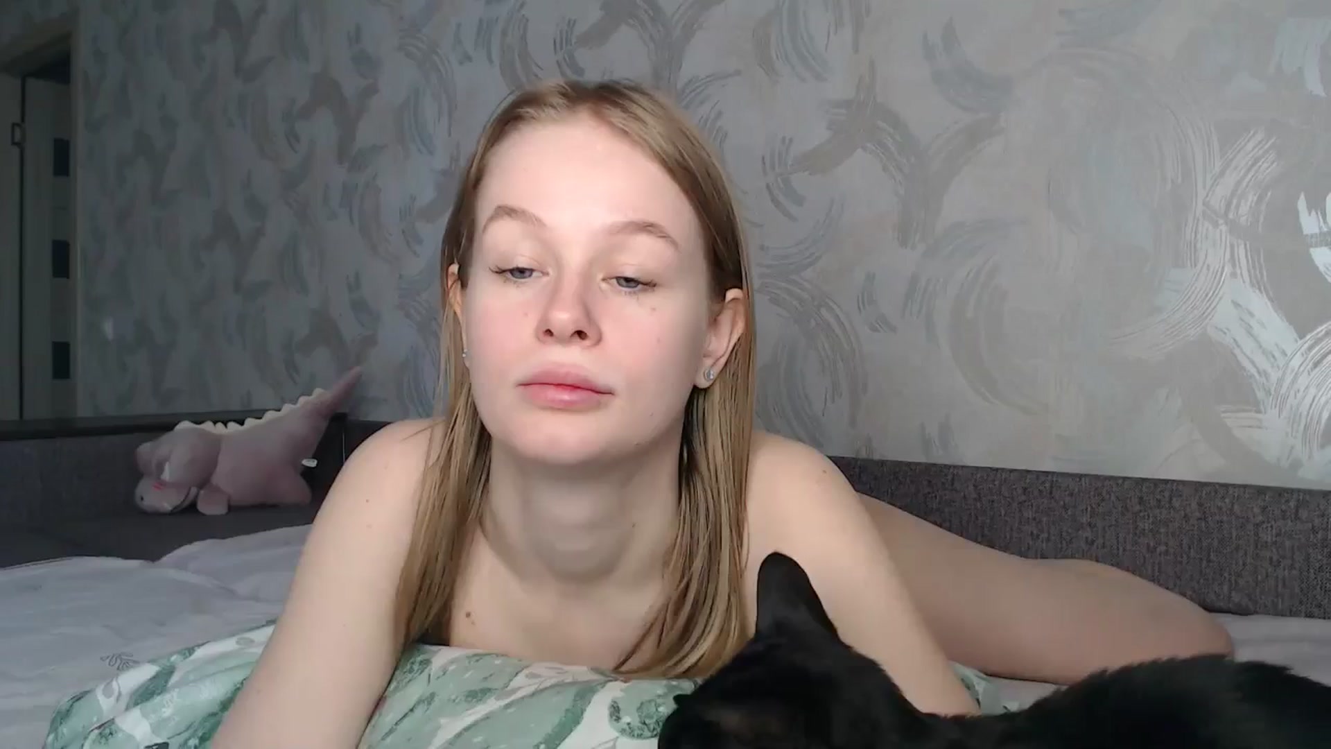 Gallery image thumbnail from Blondino4ka07's myfreecams stream on, 04/29/2024, 06:24 image 9 of 20