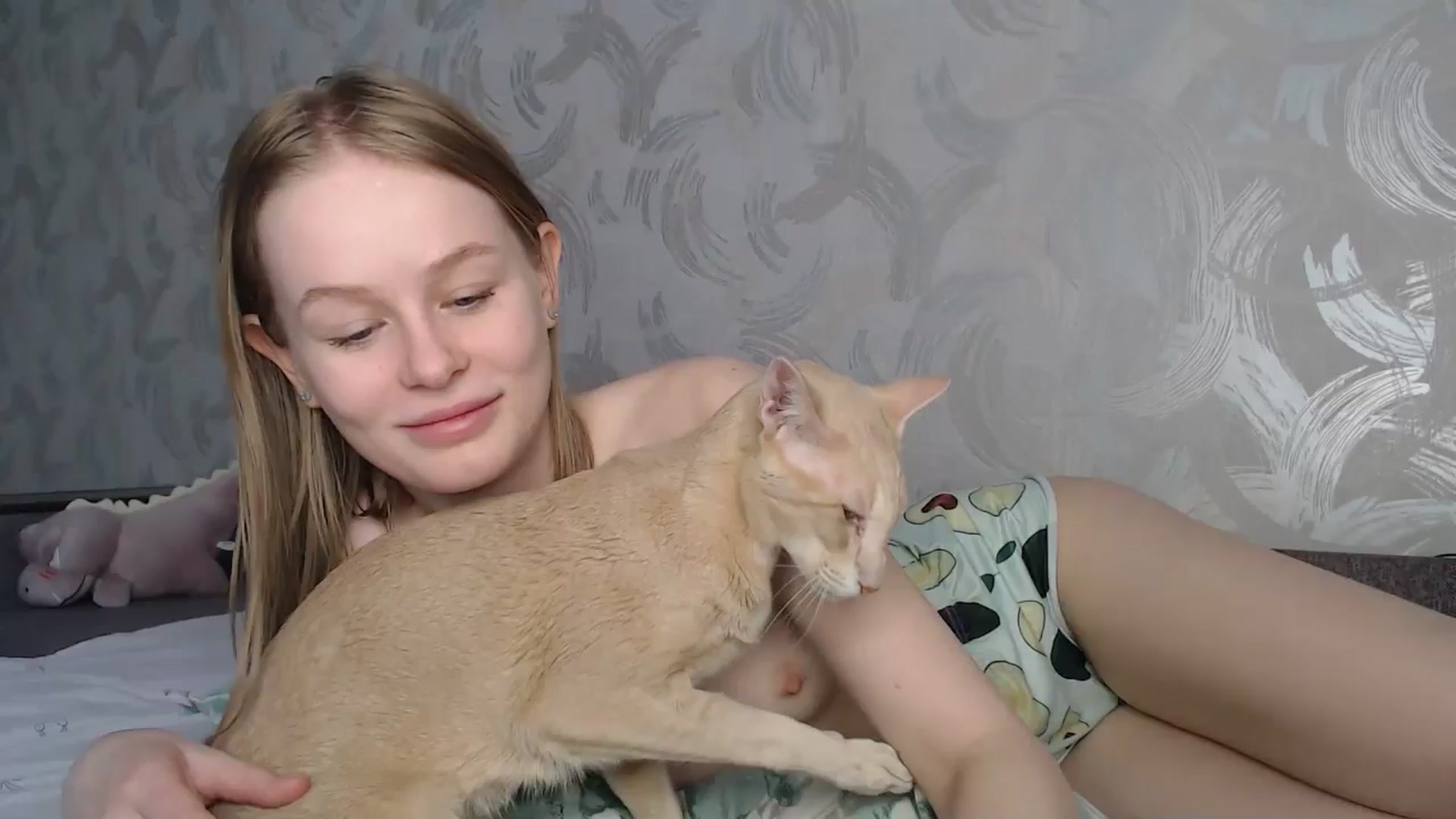 Gallery image thumbnail from Blondino4ka07's myfreecams stream on, 04/29/2024, 08:30 image 1 of 20