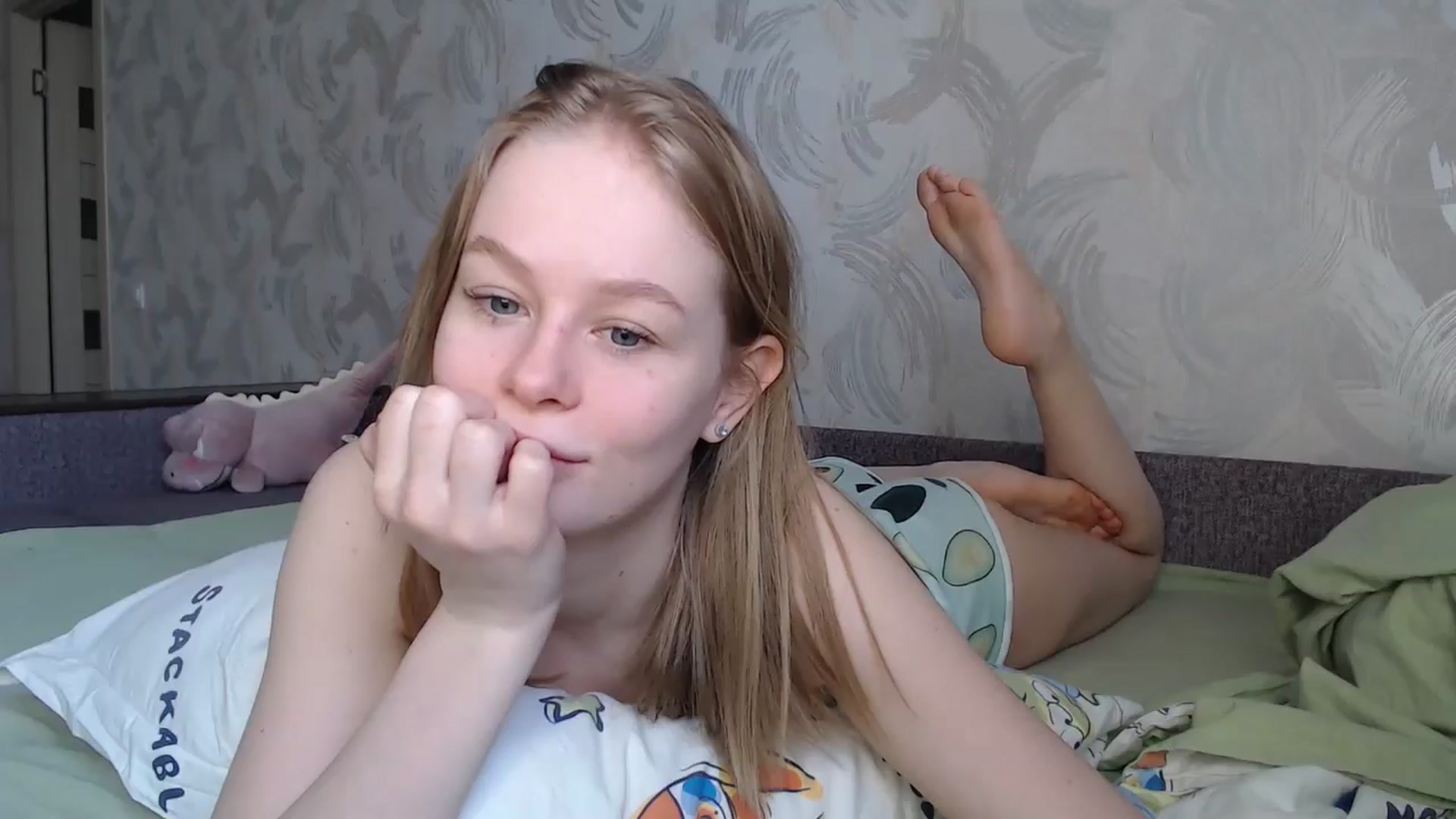 Gallery image thumbnail from Blondino4ka07's myfreecams stream on, 04/30/2024, 06:42 image 10 of 20