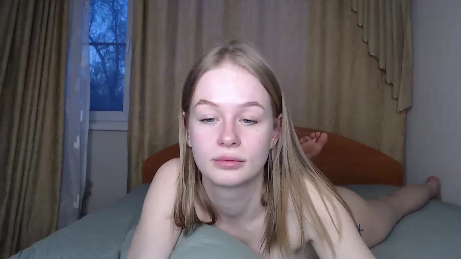 Gallery image thumbnail from Blondino4ka07's myfreecams stream on, 05/11/2024, 15:09 image 8 of 20