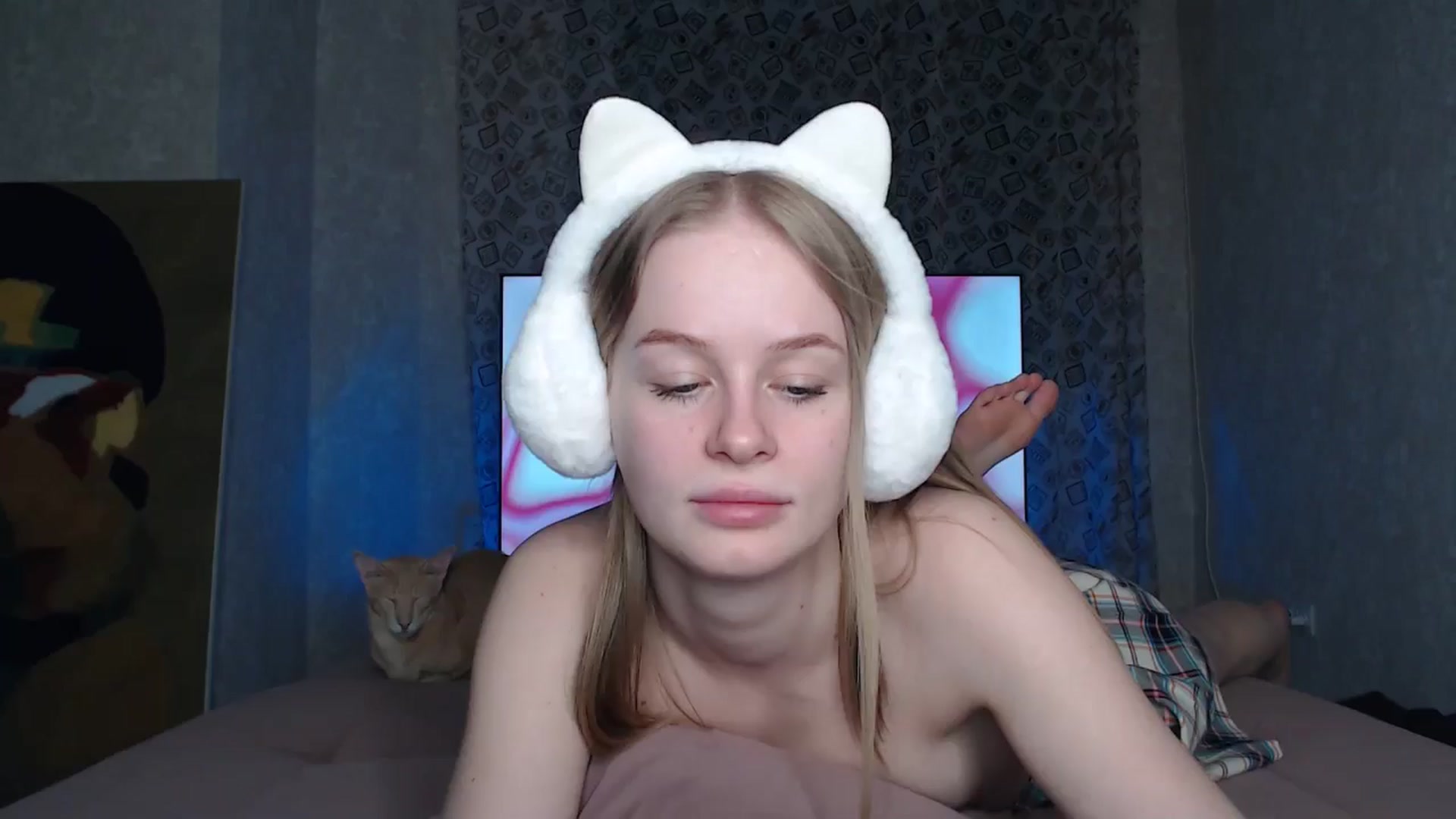 Gallery image thumbnail from Blondino4ka07's myfreecams stream on, 05/12/2024, 15:28 image 11 of 20
