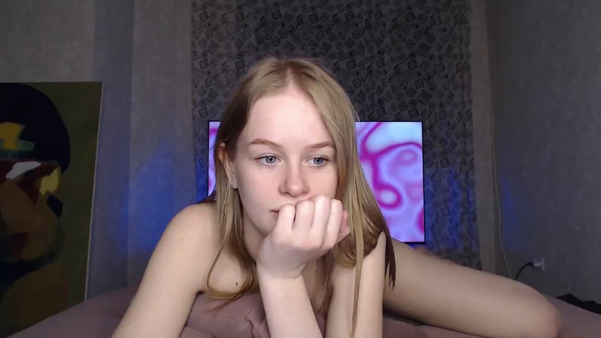 Gallery image thumbnail from Blondino4ka07's myfreecams stream on, 05/12/2024, 16:08 image 20 of 20