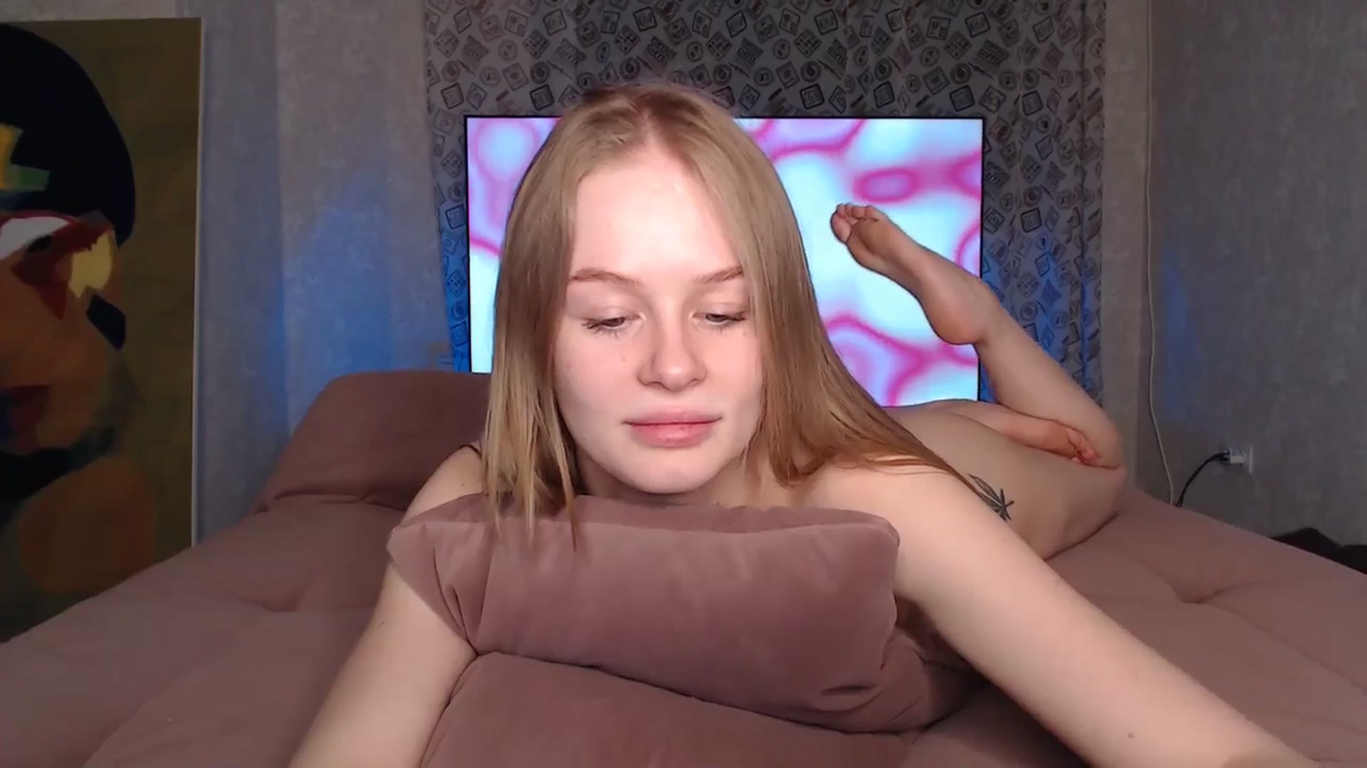 Gallery image thumbnail from Blondino4ka07's myfreecams stream on, 05/12/2024, 16:36 image 20 of 20
