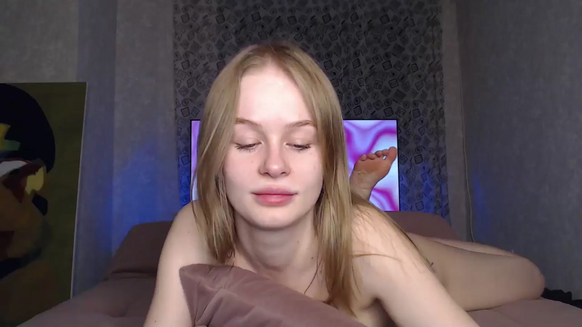 Gallery image thumbnail from Blondino4ka07's myfreecams stream on, 05/12/2024, 17:59 image 1 of 20