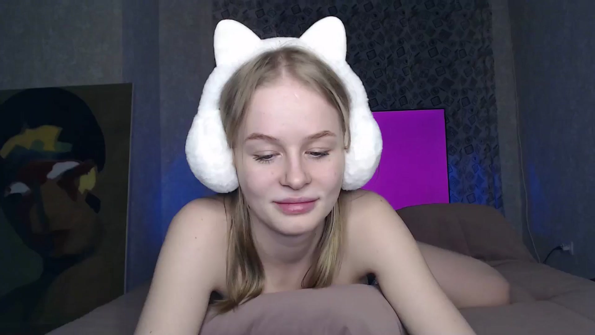 Gallery image thumbnail from Blondino4ka07's myfreecams stream on, 05/12/2024, 20:54 image 14 of 20