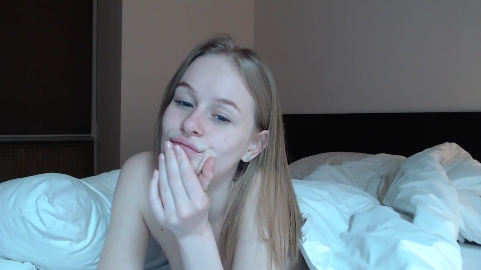 Gallery image thumbnail from Blondino4ka07's myfreecams stream on, 05/13/2024, 06:12 image 20 of 20