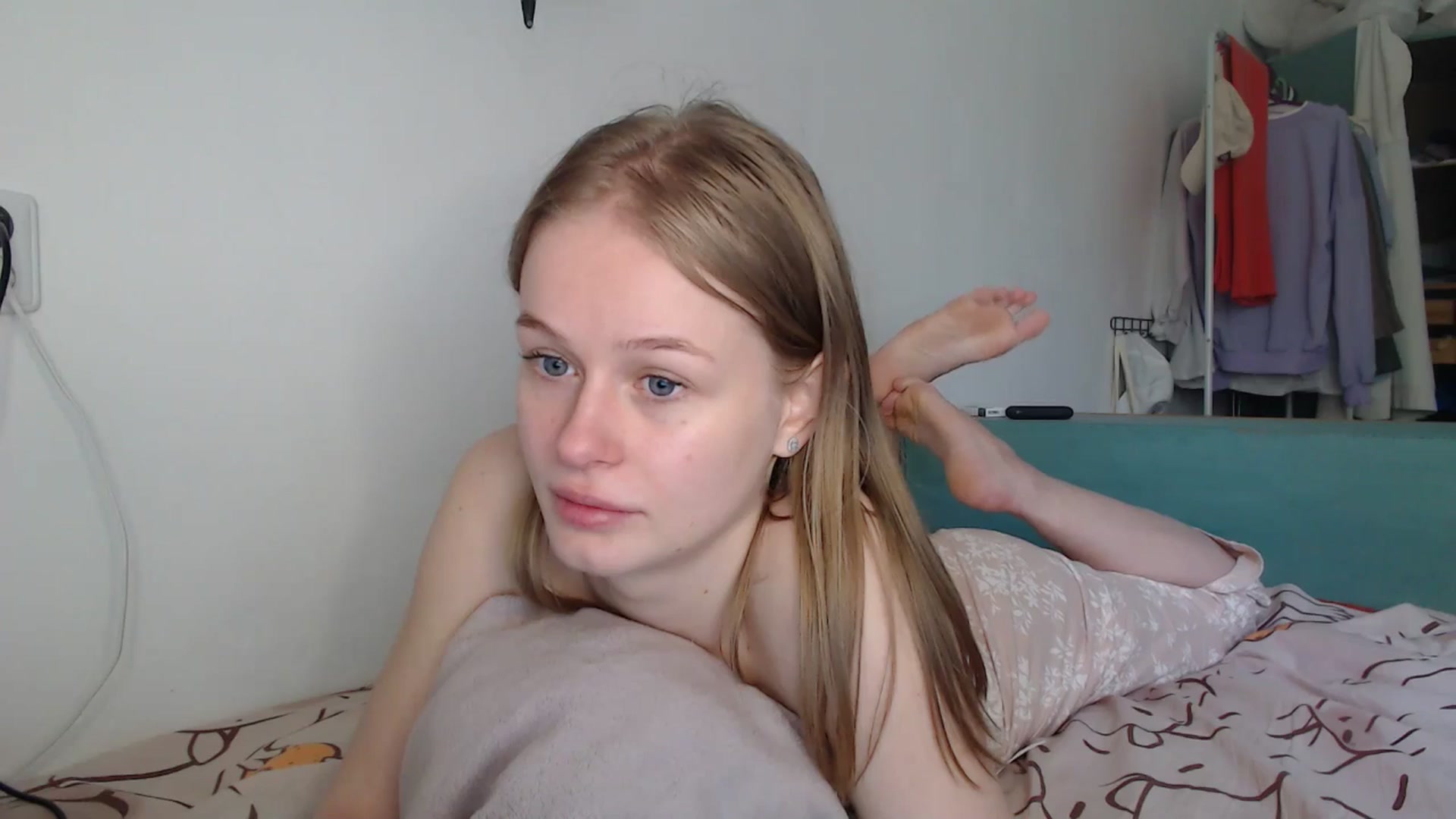 Gallery image thumbnail from Blondino4ka07's myfreecams stream on, 05/18/2024, 09:19 image 16 of 20