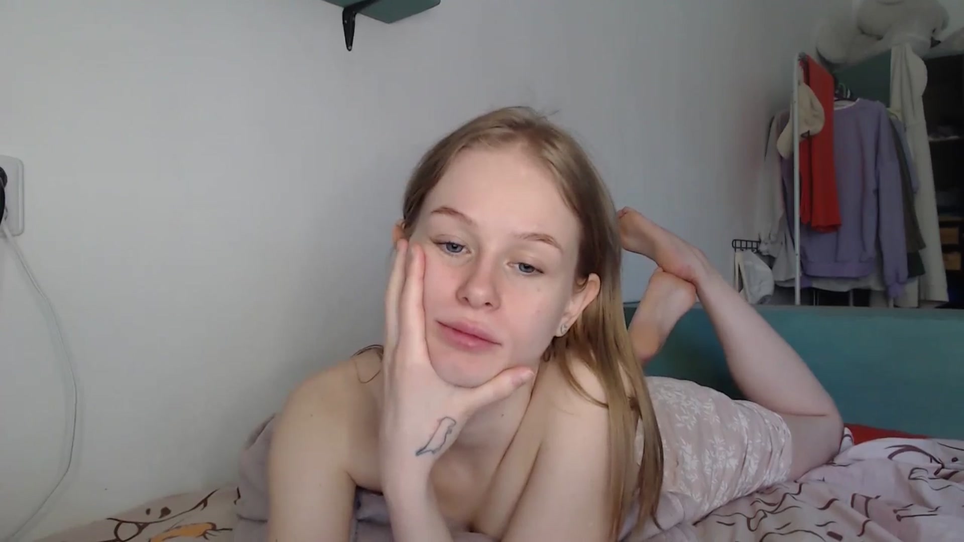 Gallery image thumbnail from Blondino4ka07's myfreecams stream on, 05/18/2024, 10:00 image 19 of 20