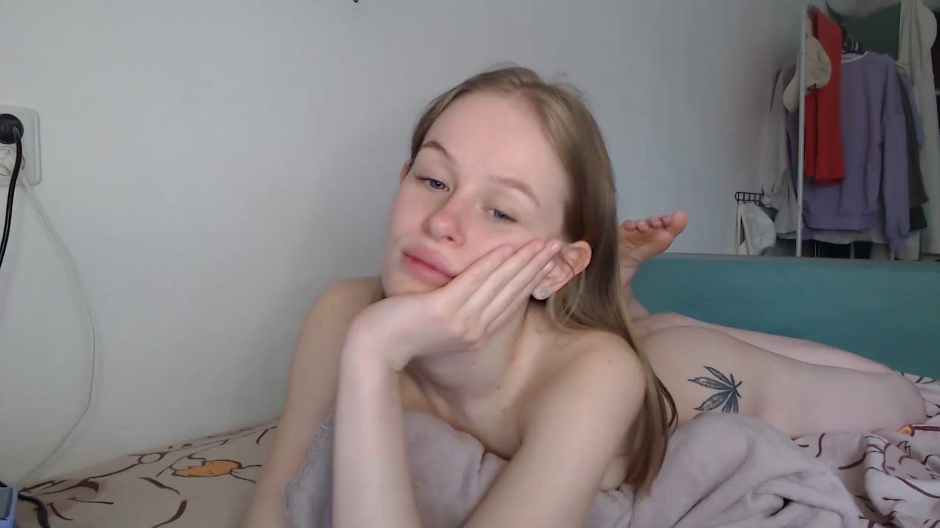 Gallery image thumbnail from Blondino4ka07's myfreecams stream on, 05/18/2024, 11:04 image 3 of 20