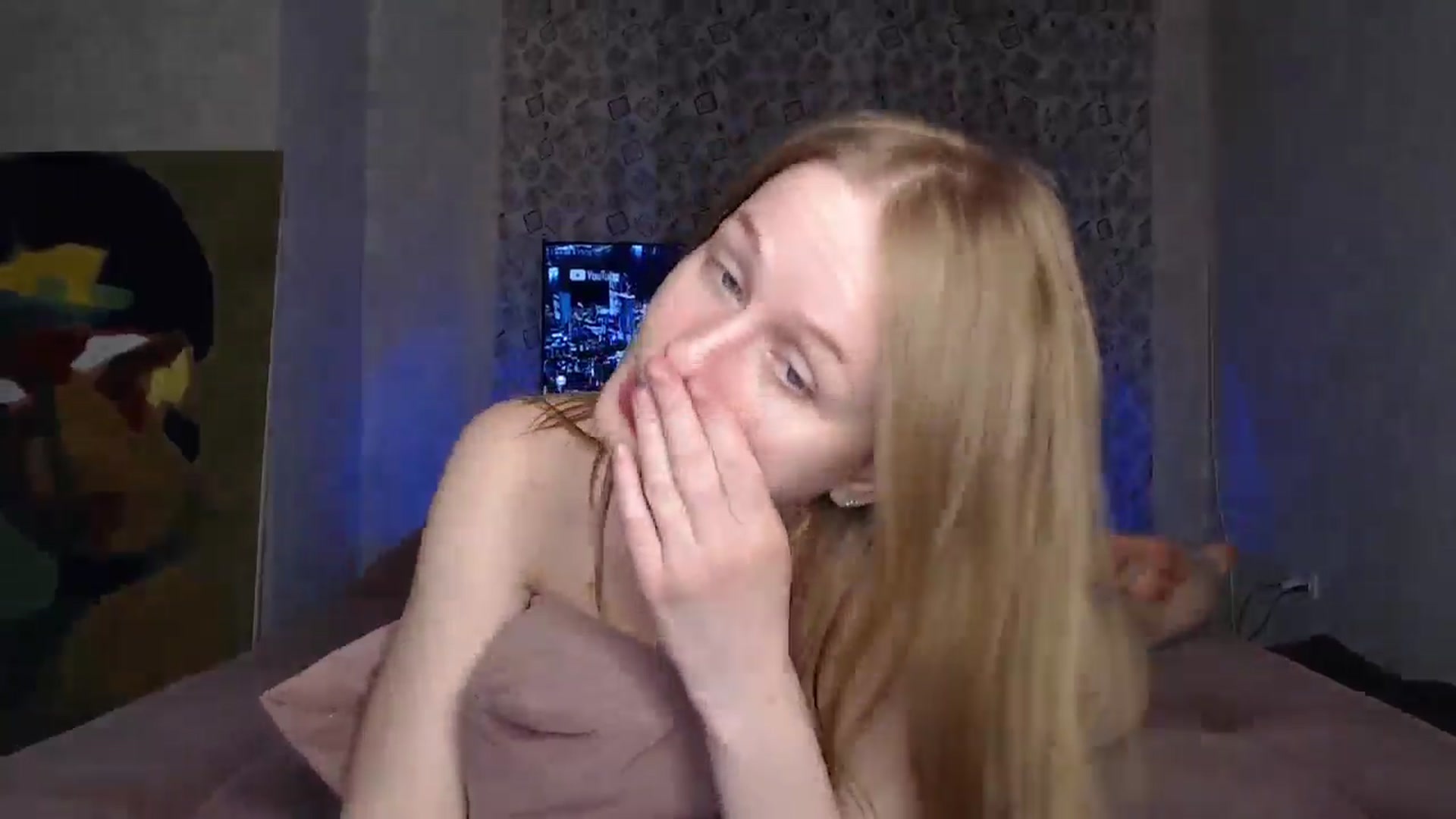 Gallery image thumbnail from Blondino4ka07's myfreecams stream on, 05/26/2024, 16:50 image 7 of 20
