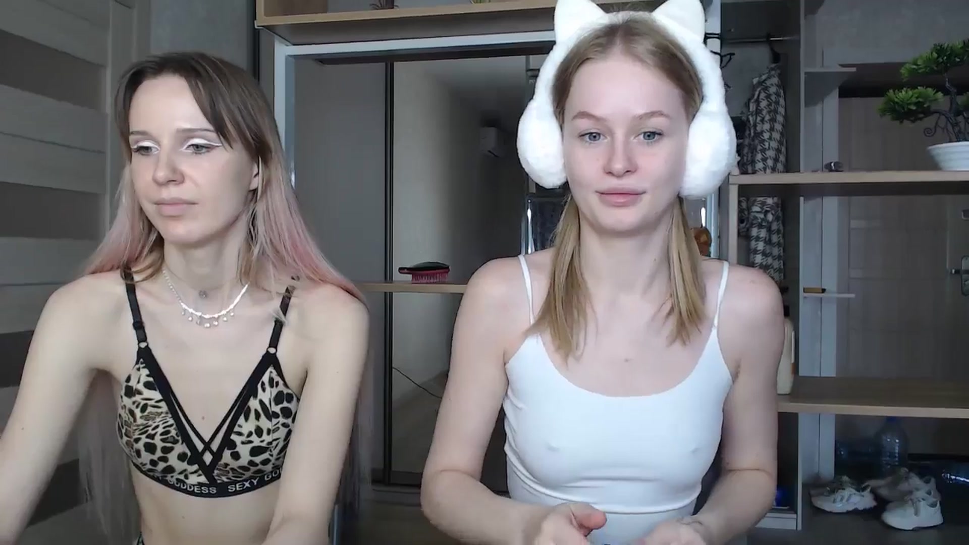 Gallery image thumbnail from Blondino4ka07's myfreecams stream on, 06/15/2024, 08:27 image 20 of 20