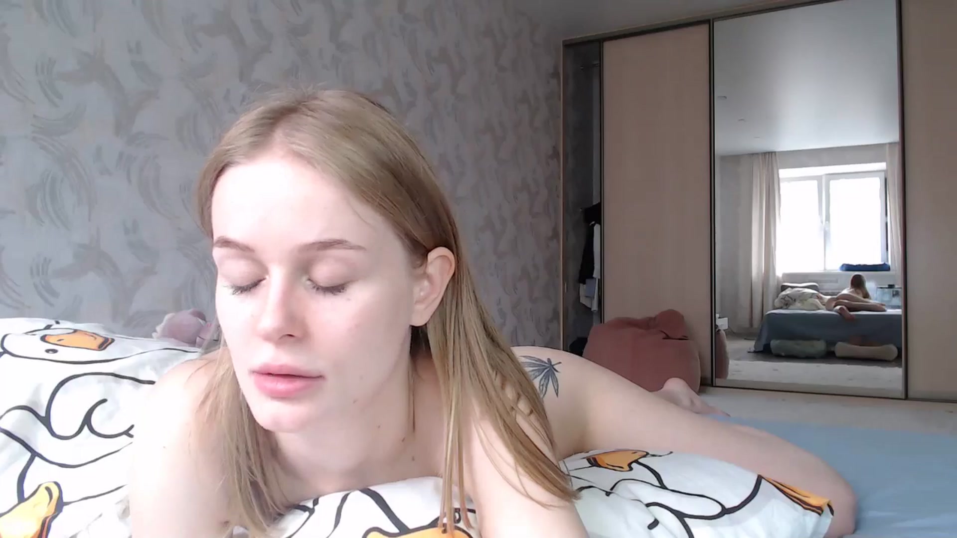 Gallery image thumbnail from Blondino4ka07's myfreecams stream on, 07/07/2024, 10:39 image 18 of 20