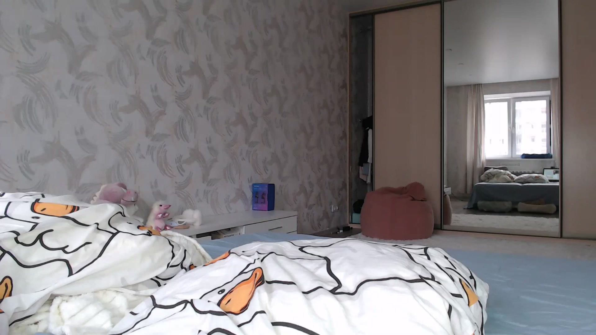Gallery image thumbnail from Blondino4ka07's myfreecams stream on, 07/07/2024, 10:39 image 6 of 20