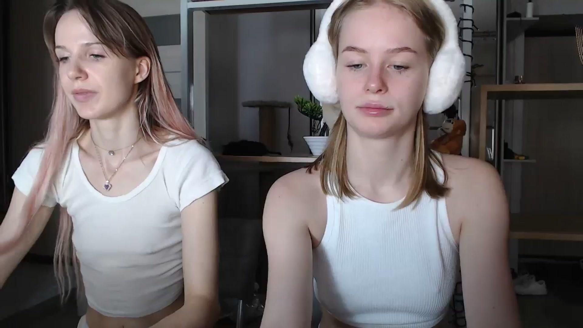 Gallery image thumbnail from Blondino4ka07's myfreecams stream on, 07/18/2024, 05:55 image 13 of 20