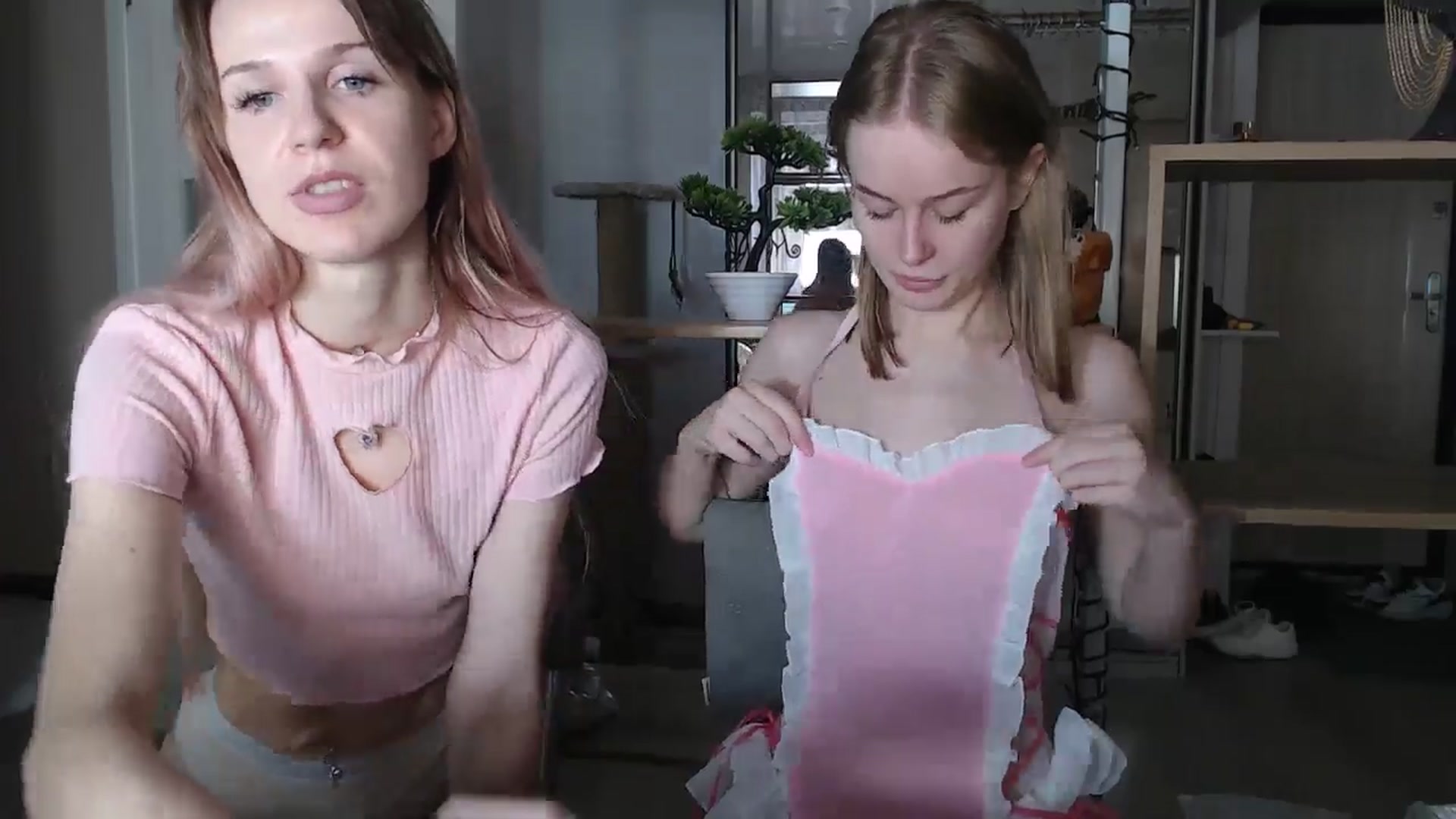 Gallery image thumbnail from Blondino4ka07's myfreecams stream on, 07/18/2024, 05:55 image 4 of 20