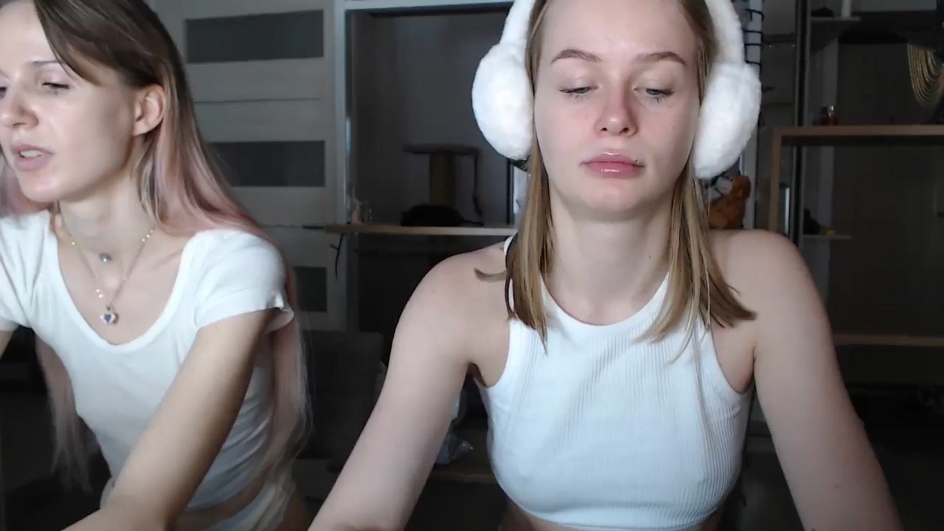 Gallery image thumbnail from Blondino4ka07's myfreecams stream on, 07/18/2024, 06:53 image 17 of 20