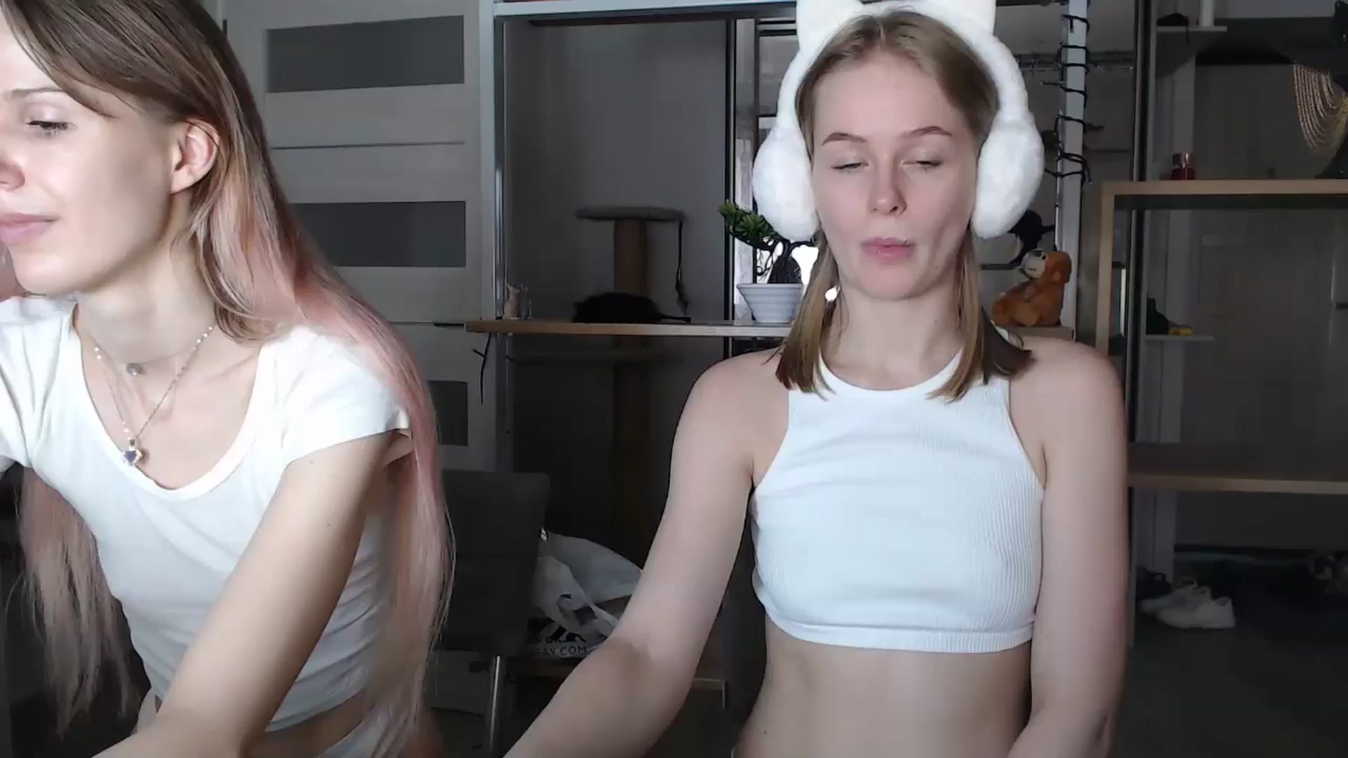 Gallery image thumbnail from Blondino4ka07's myfreecams stream on, 07/18/2024, 07:26 image 12 of 20