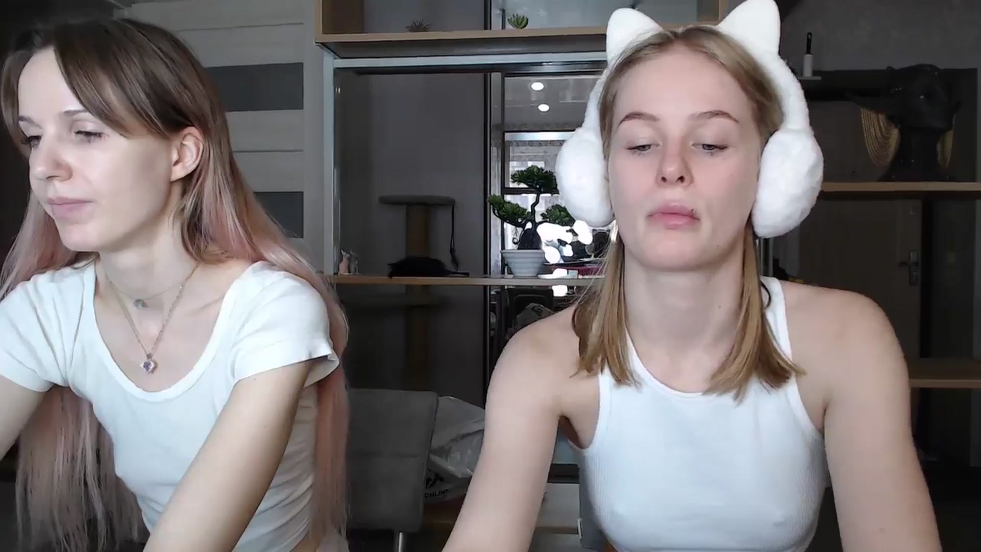 Gallery image thumbnail from Blondino4ka07's myfreecams stream on, 07/18/2024, 08:45 image 4 of 20