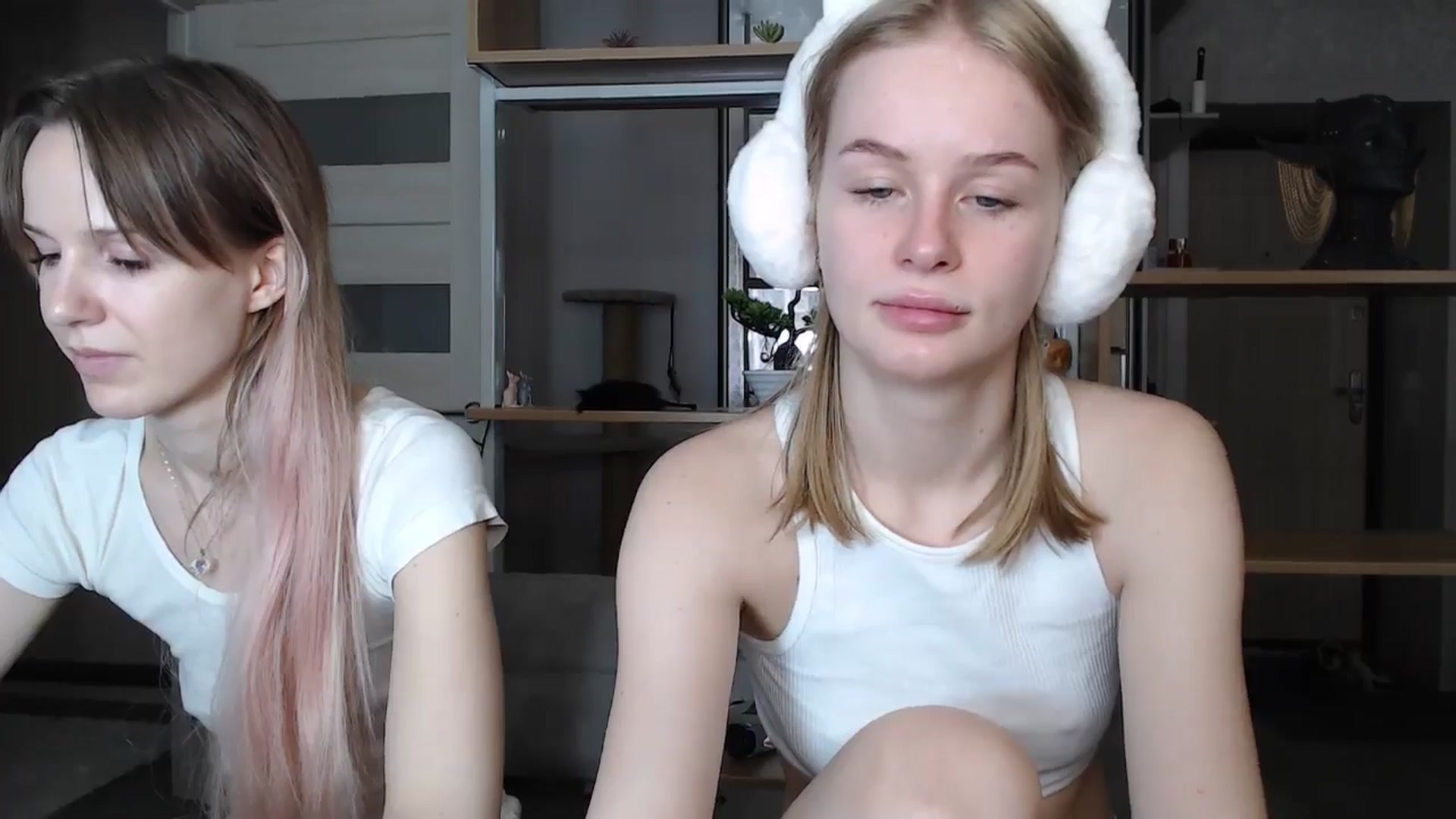 Gallery image thumbnail from Blondino4ka07's myfreecams stream on, 07/18/2024, 08:45 image 9 of 20