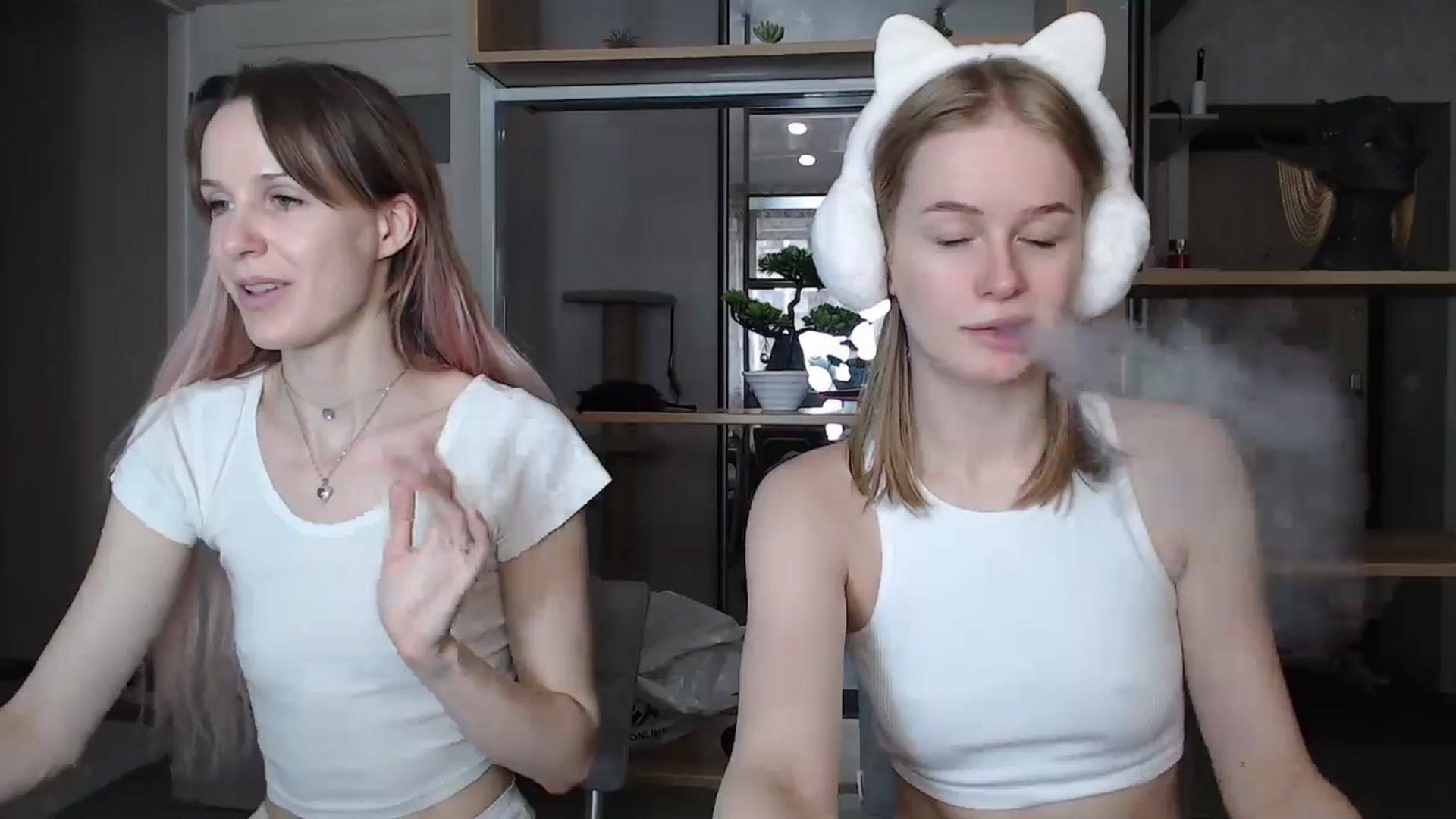 Gallery image thumbnail from Blondino4ka07's myfreecams stream on, 07/18/2024, 08:45 image 6 of 20