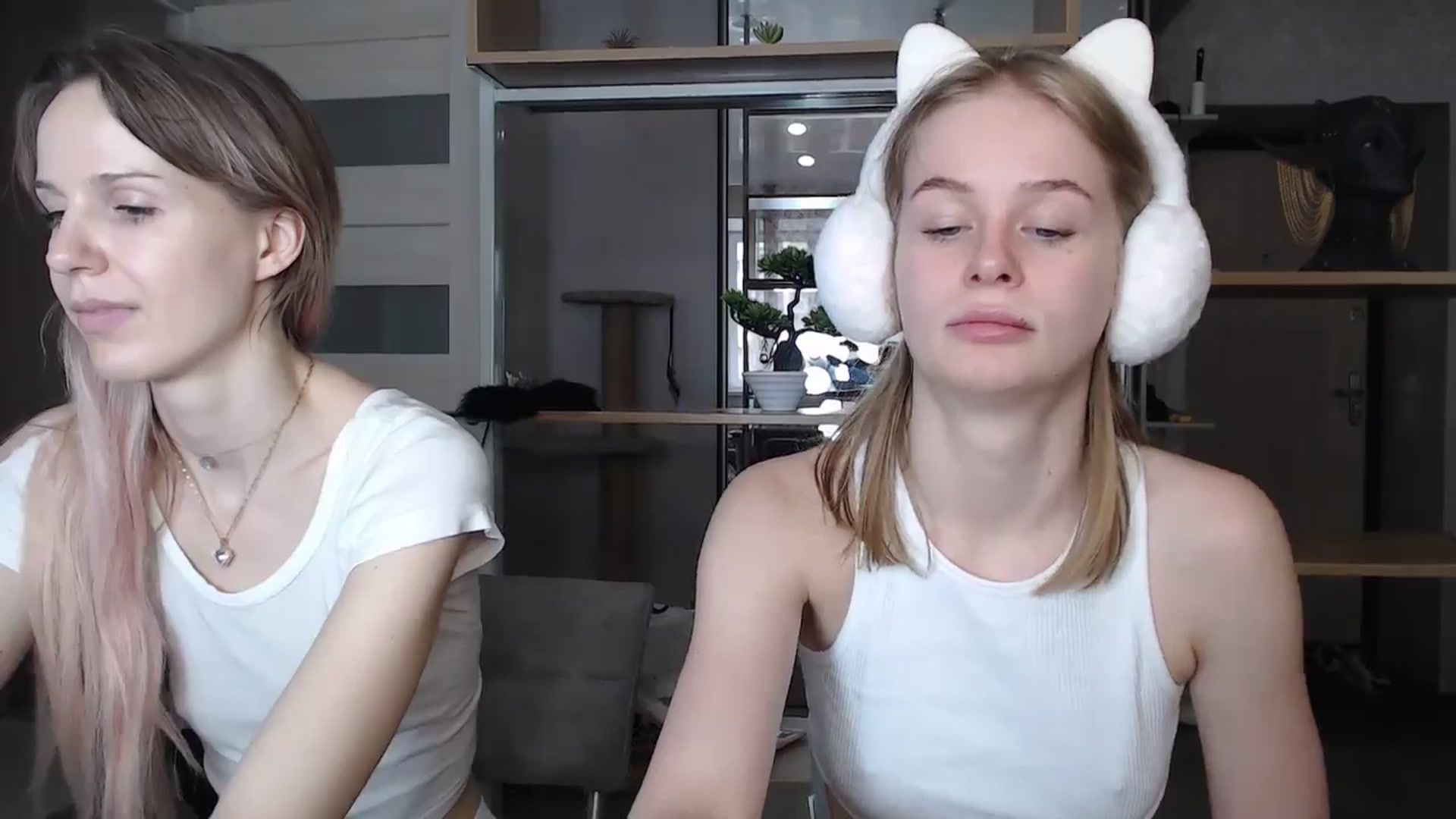 Gallery image thumbnail from Blondino4ka07's myfreecams stream on, 07/18/2024, 09:12 image 12 of 20
