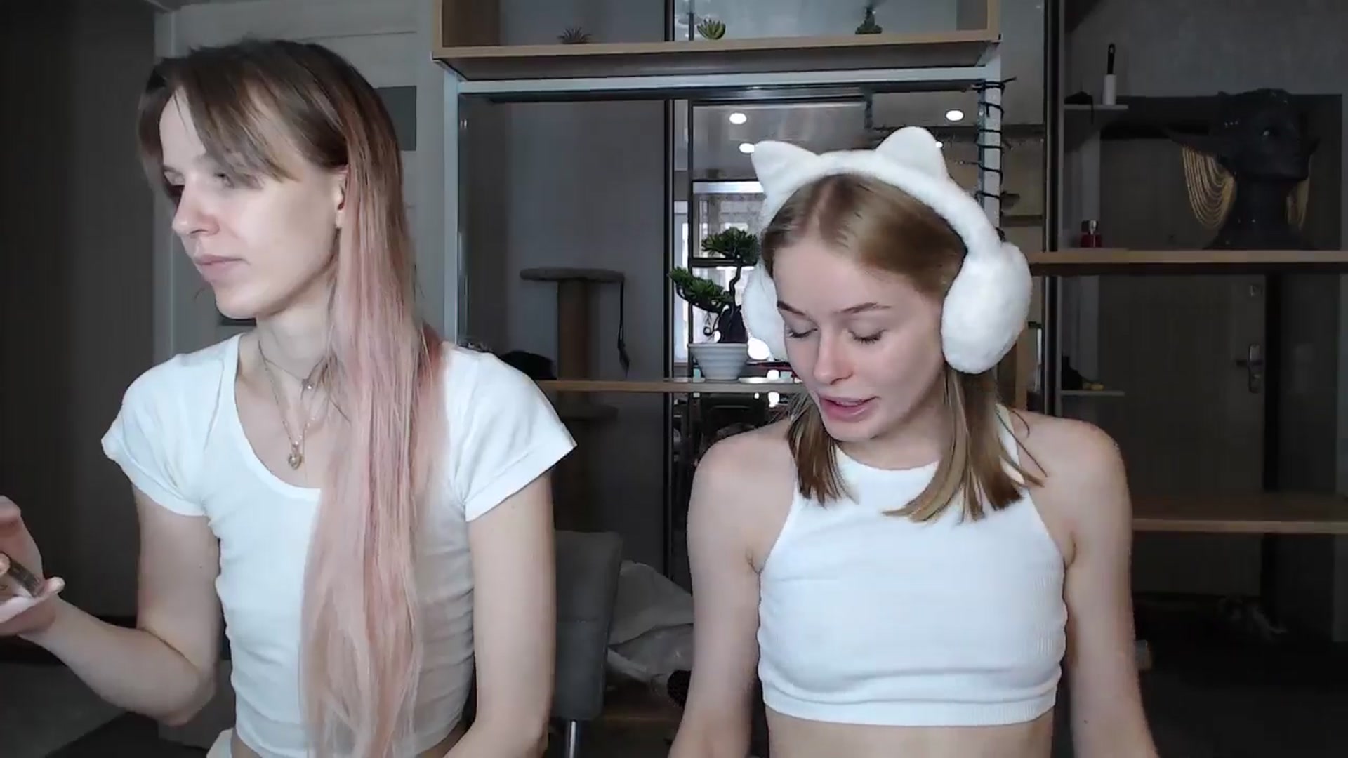 Gallery image thumbnail from Blondino4ka07's myfreecams stream on, 07/18/2024, 09:12 image 7 of 20