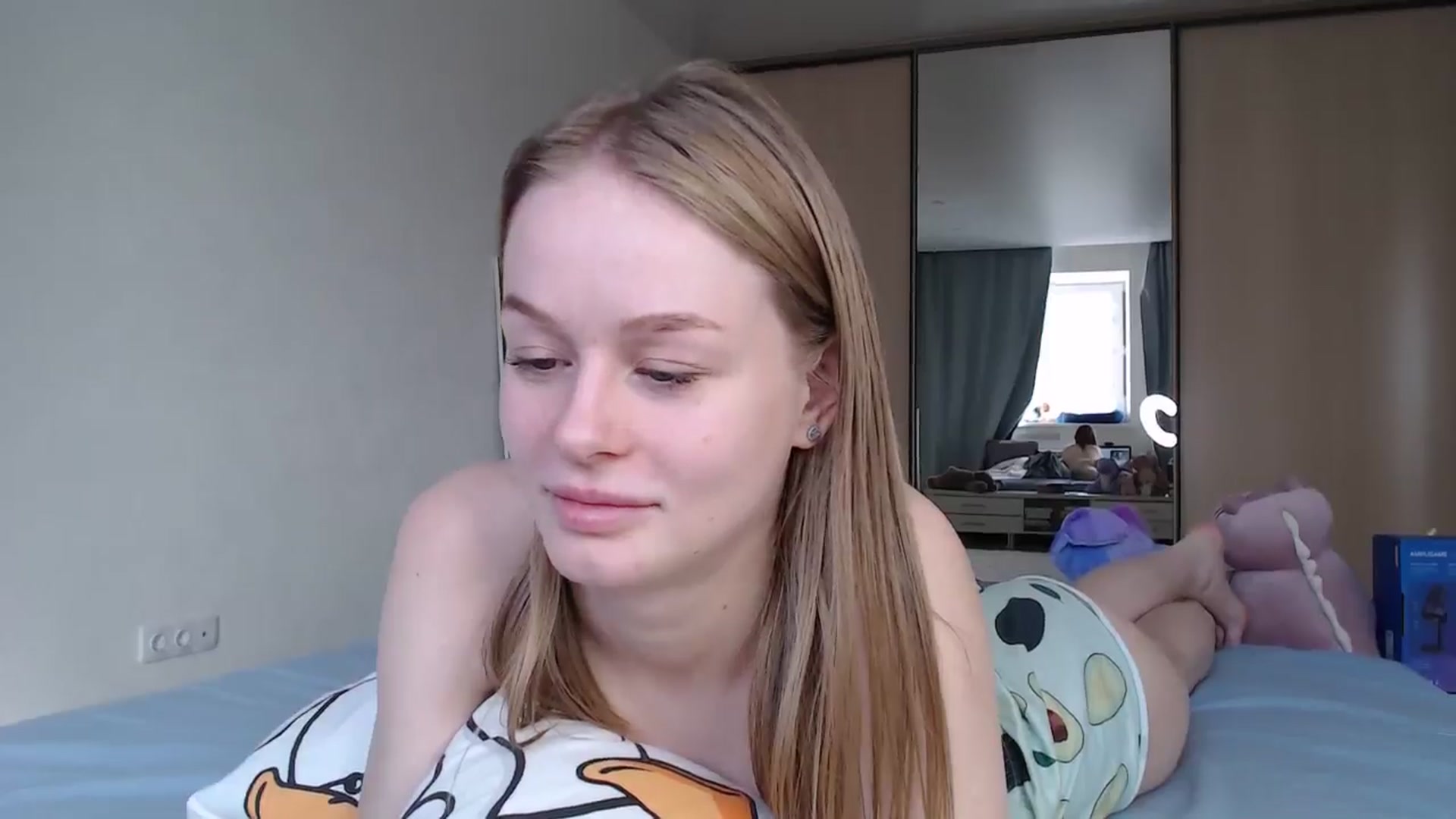 Gallery image thumbnail from Blondino4ka07's myfreecams stream on, 09/30/2024, 08:37 image 7 of 20