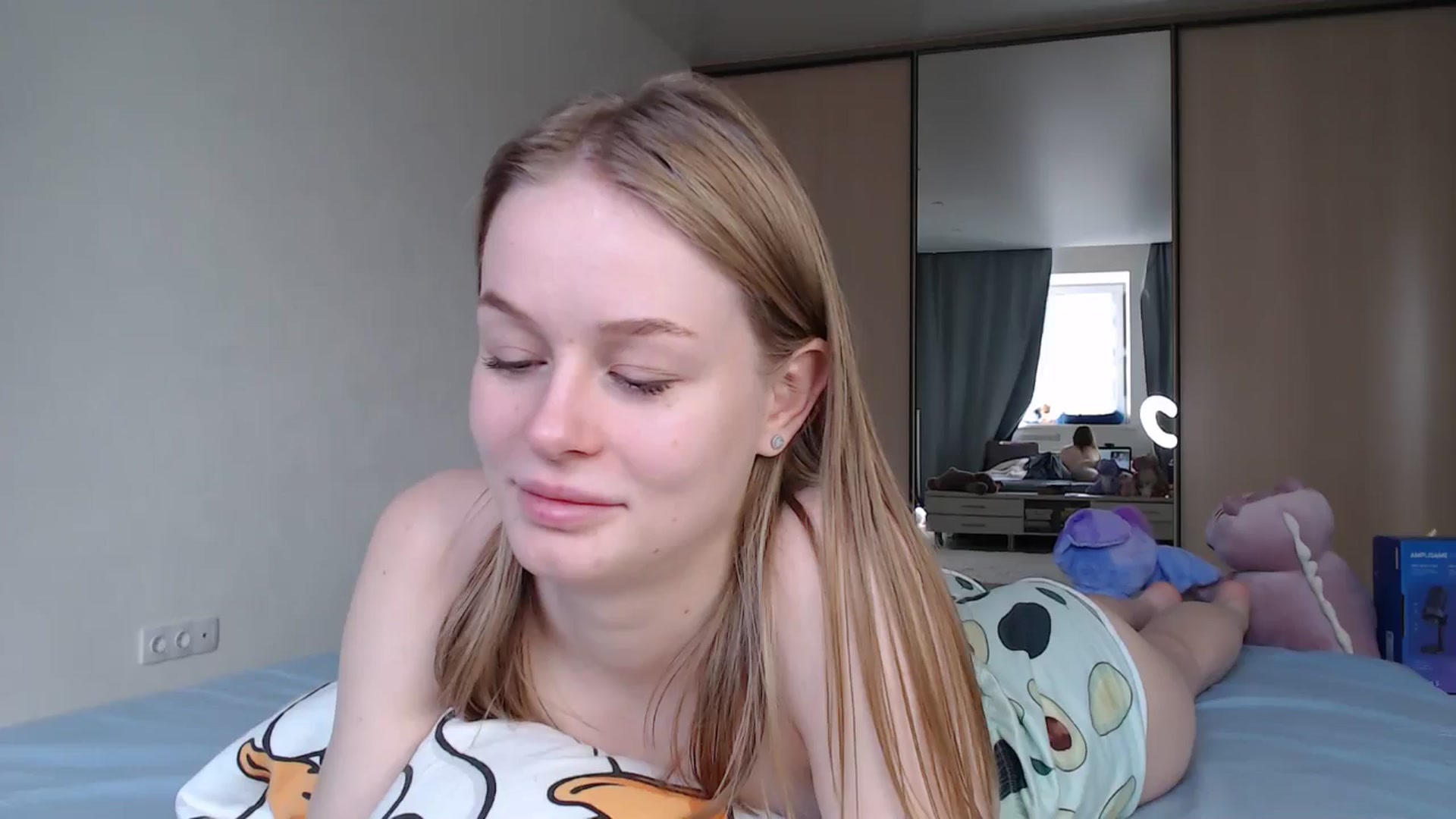 Gallery image thumbnail from Blondino4ka07's myfreecams stream on, 09/30/2024, 08:37 image 5 of 20